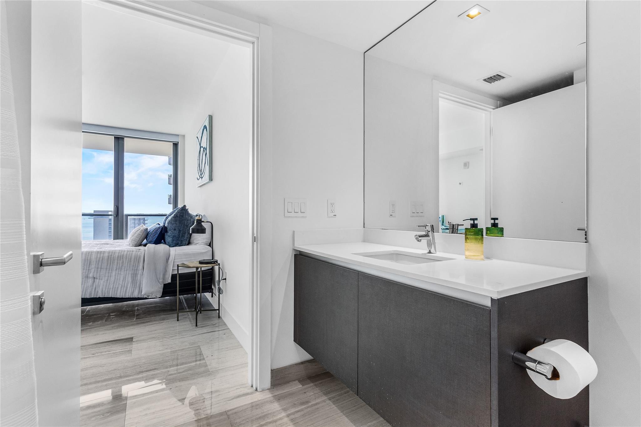 image Echo Brickell30