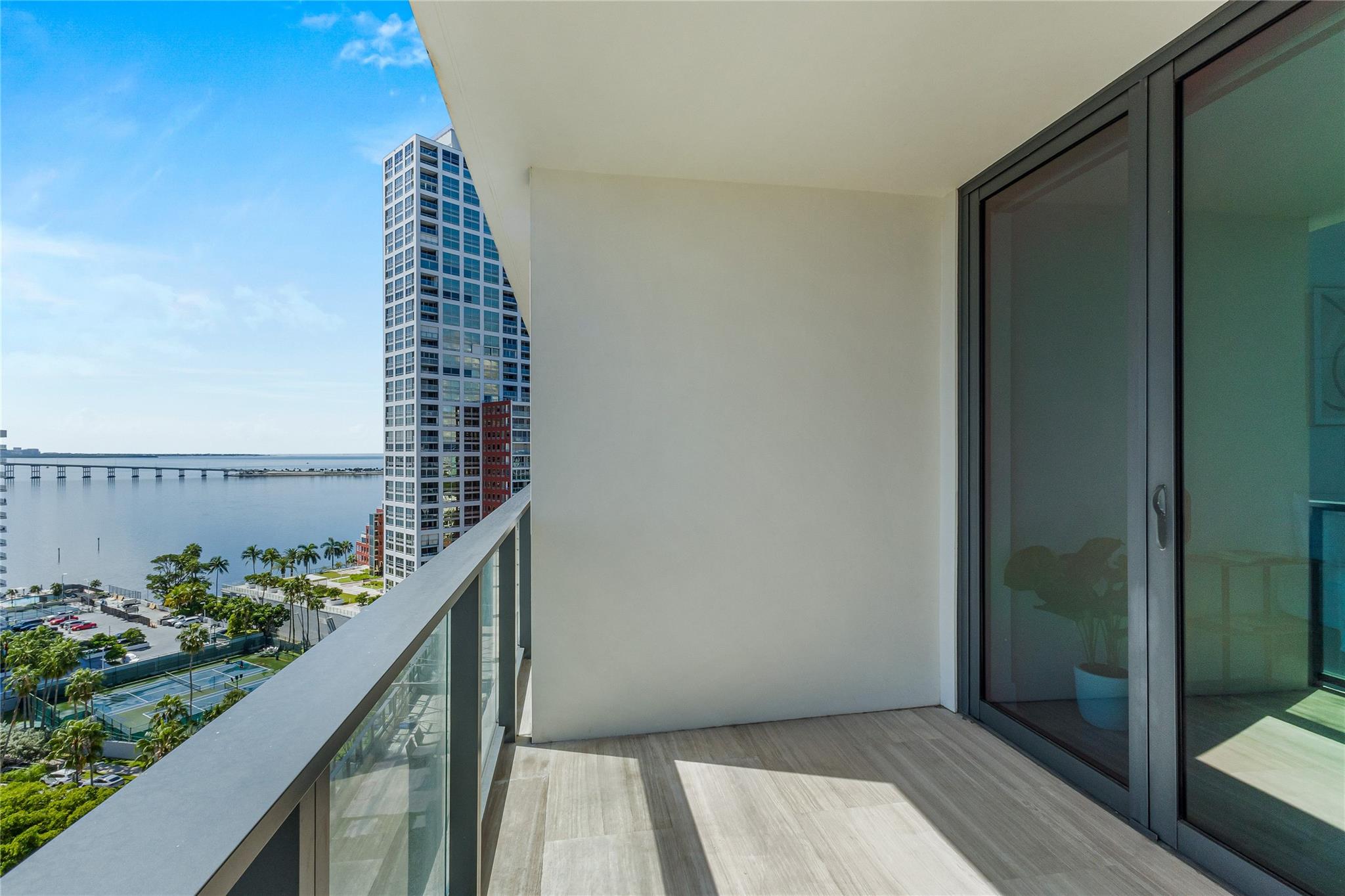 image Echo Brickell33