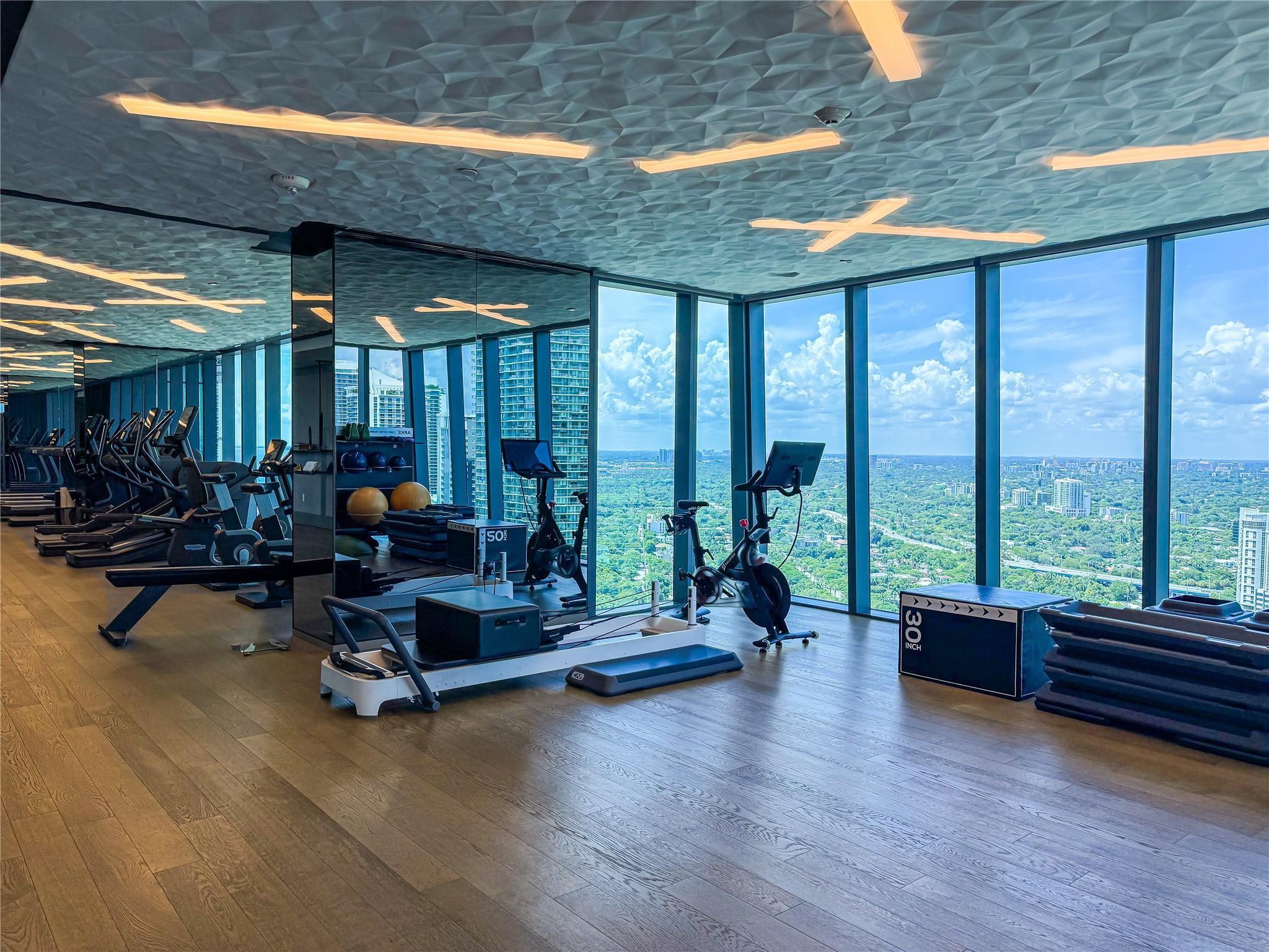 image Echo Brickell38
