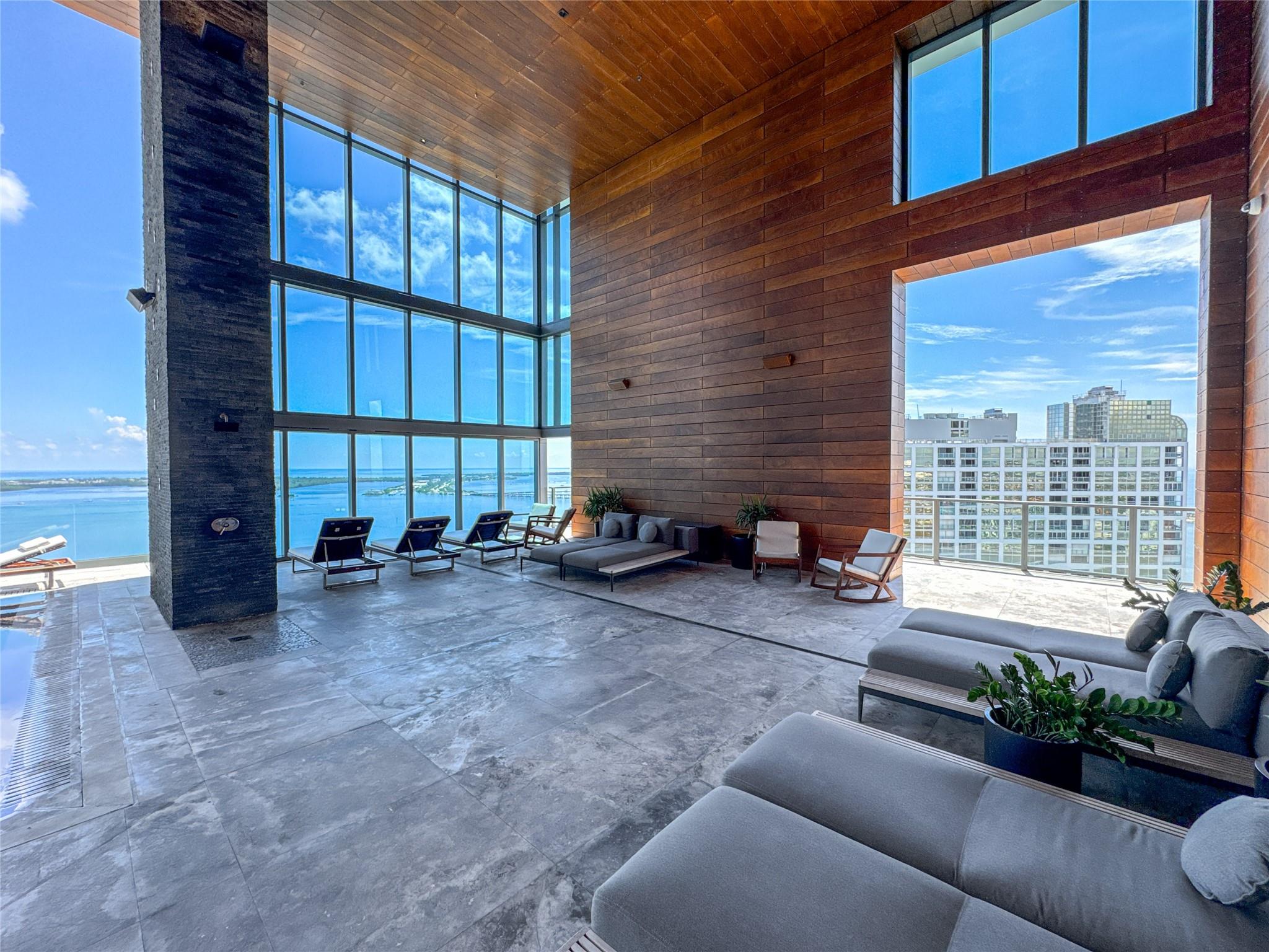 image Echo Brickell44