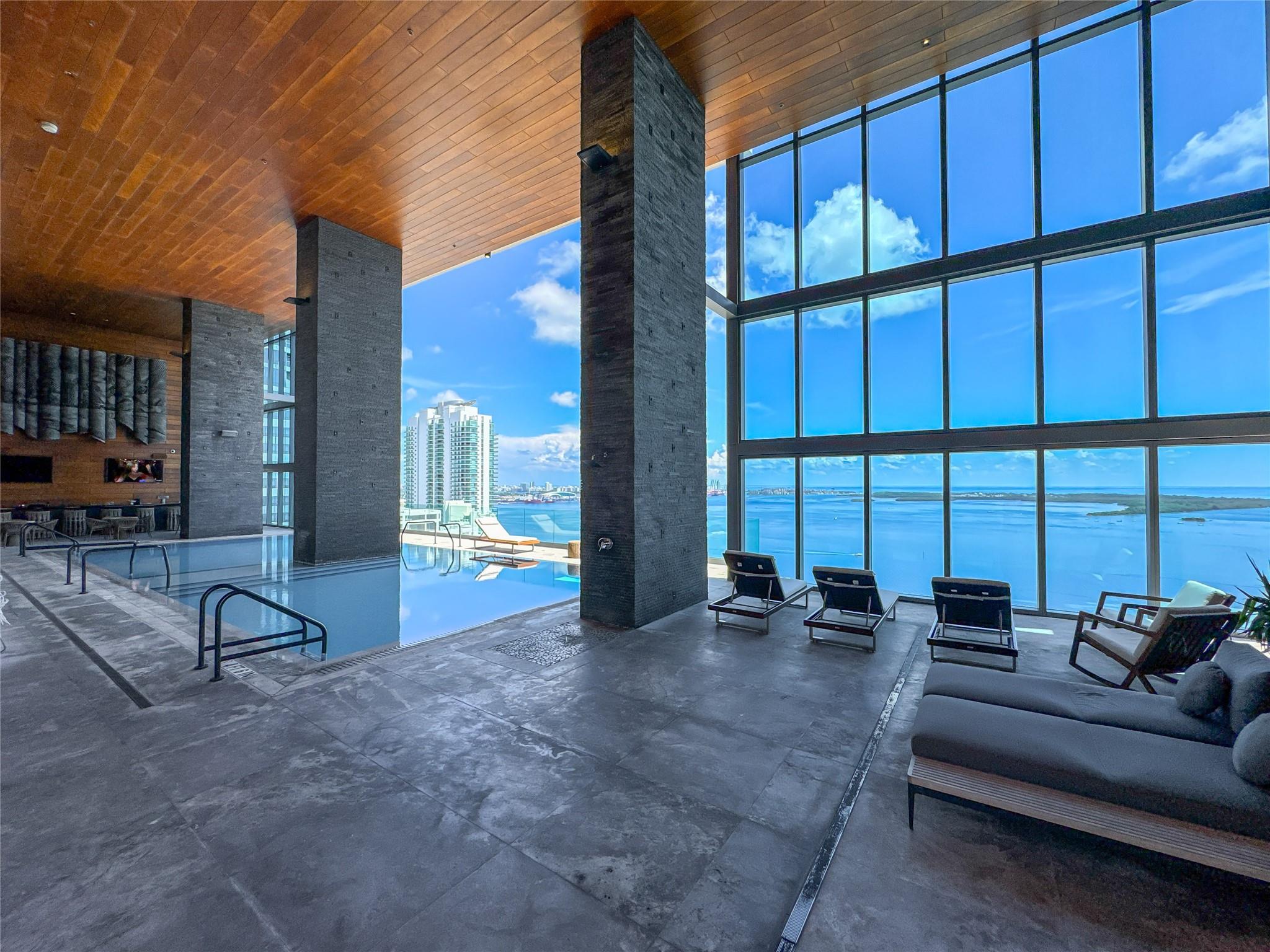 image Echo Brickell45