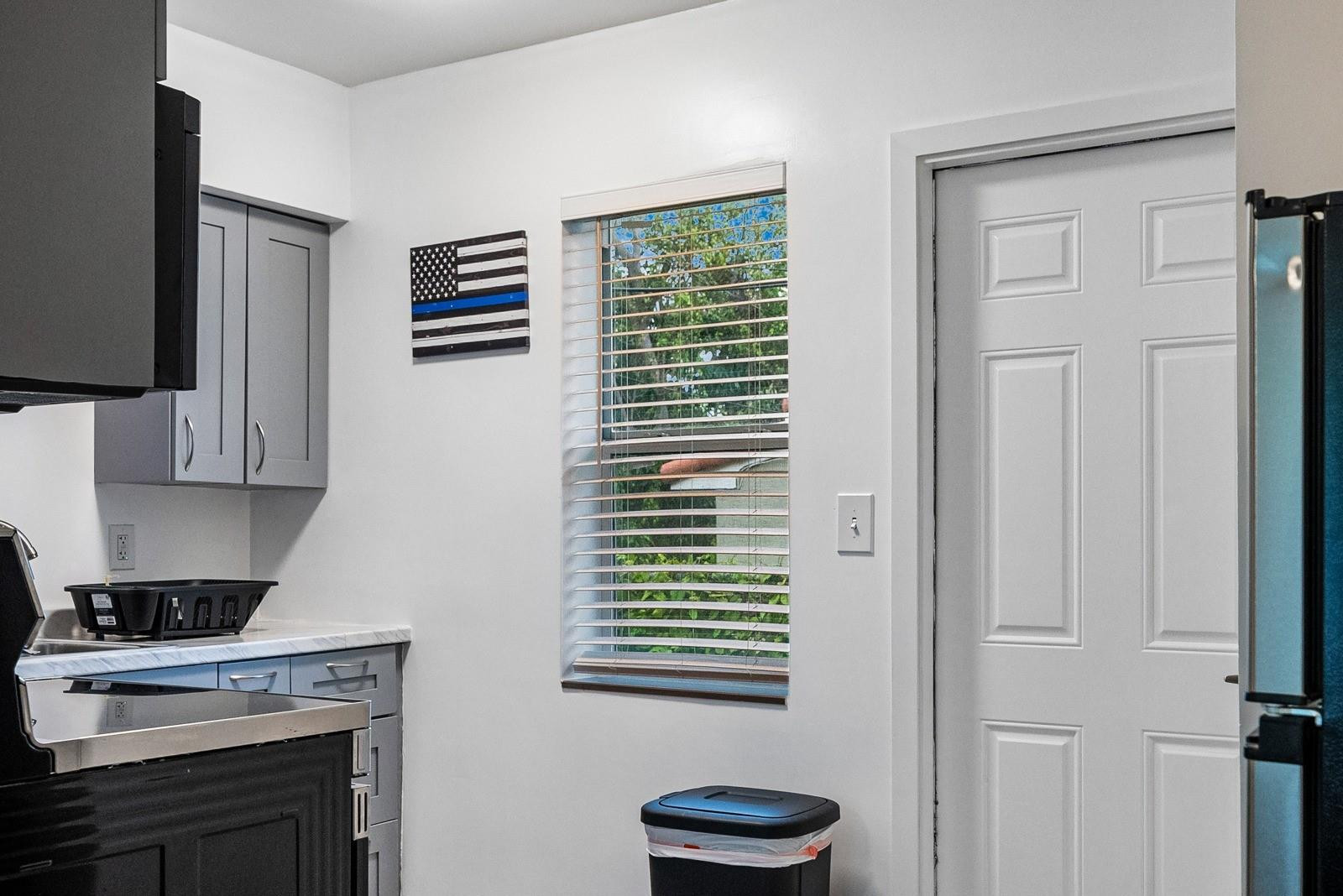 1125 NE 80th Miami, FL 33138