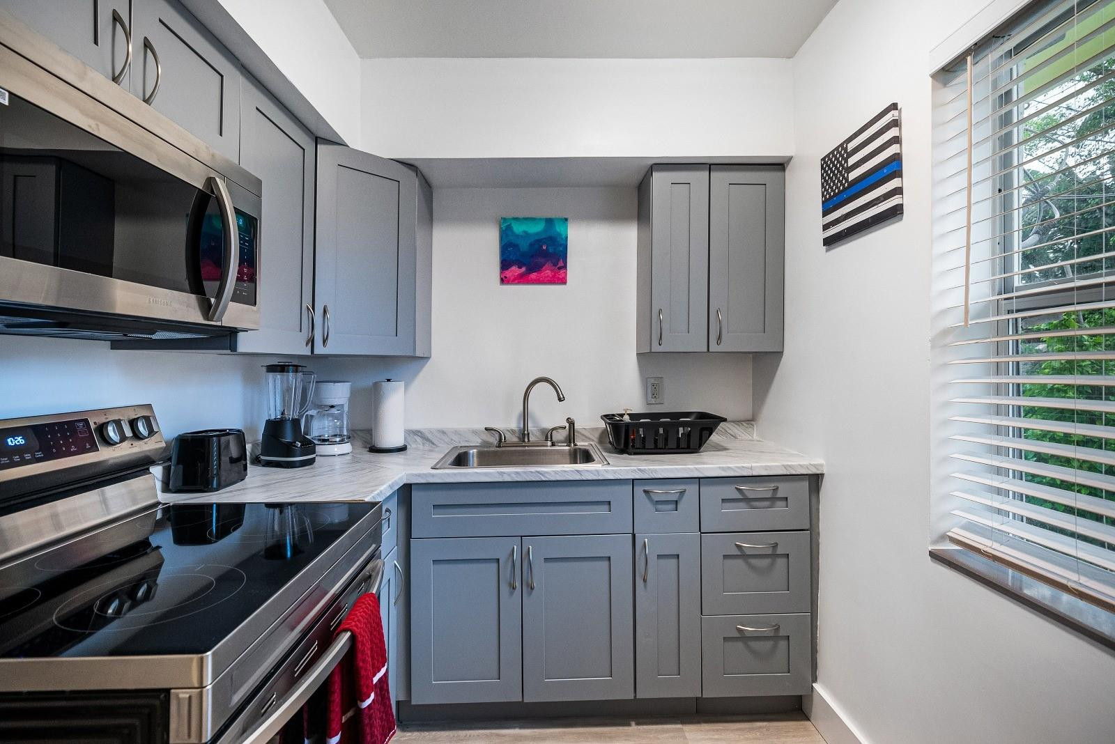 1125 NE 80th Miami, FL 33138