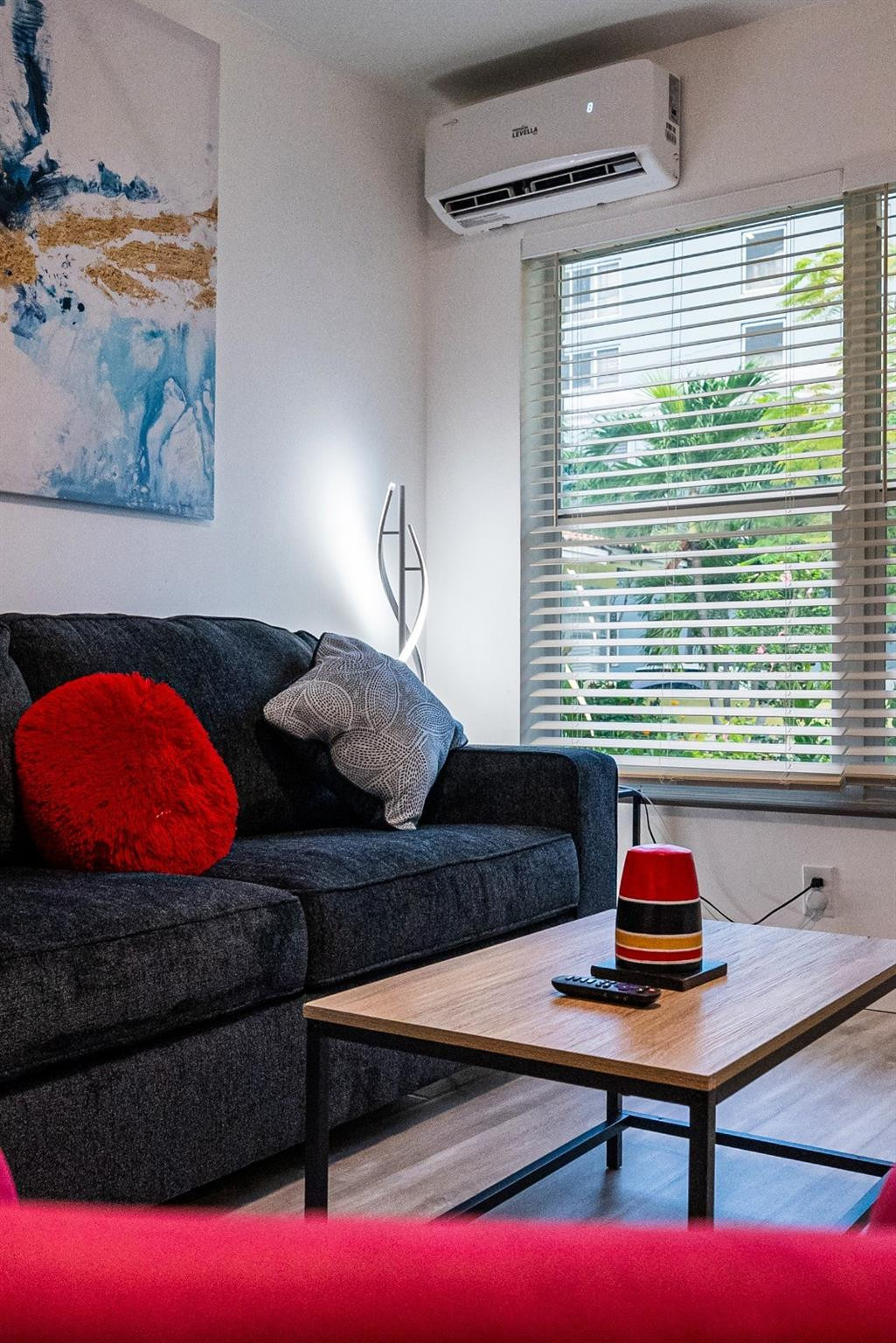 1125 NE 80th Miami, FL 33138