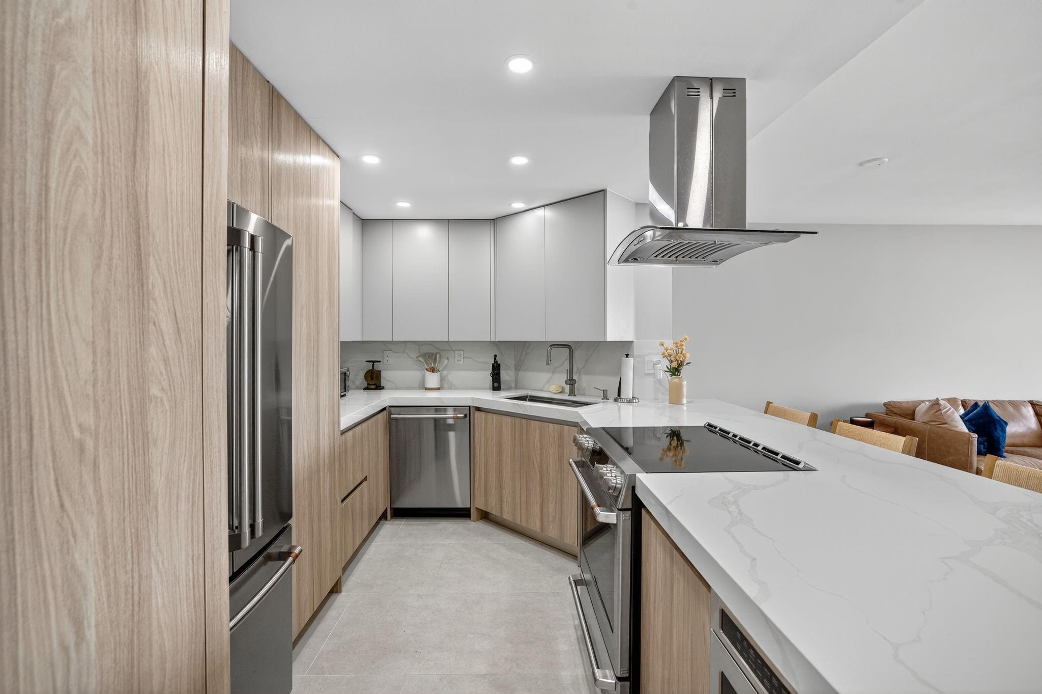 2100 S Ocean Dr #15E Fort Lauderdale, FL 33316