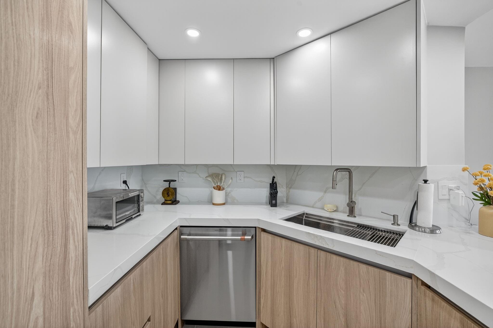 2100 S Ocean Dr #15E Fort Lauderdale, FL 33316