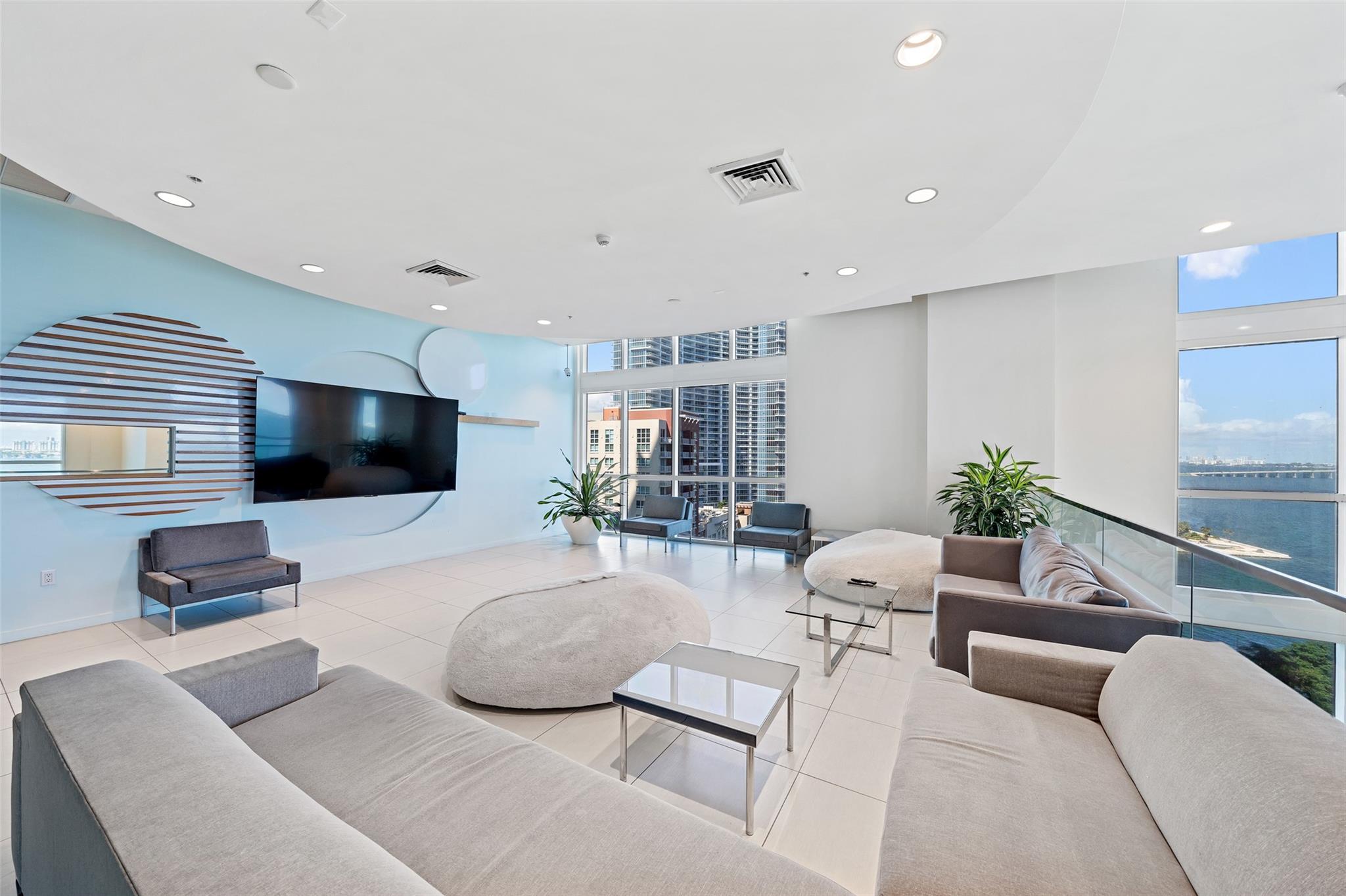 image Quantum On The Bay33