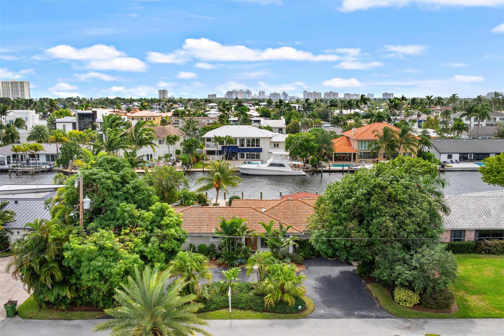 2870 NE 26th St Fort Lauderdale, FL 33305