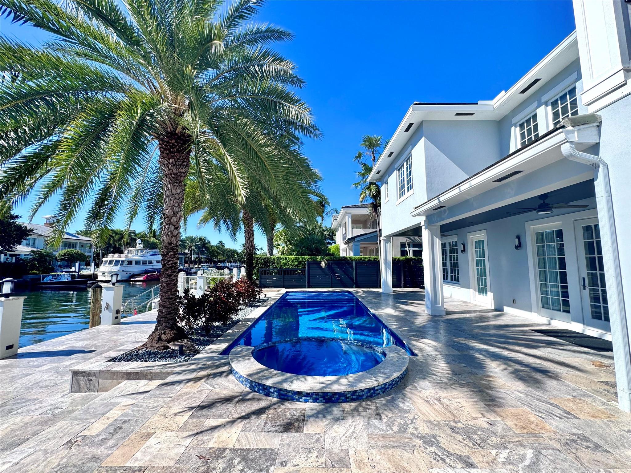 1744 SE 9th St Fort Lauderdale, FL 33316