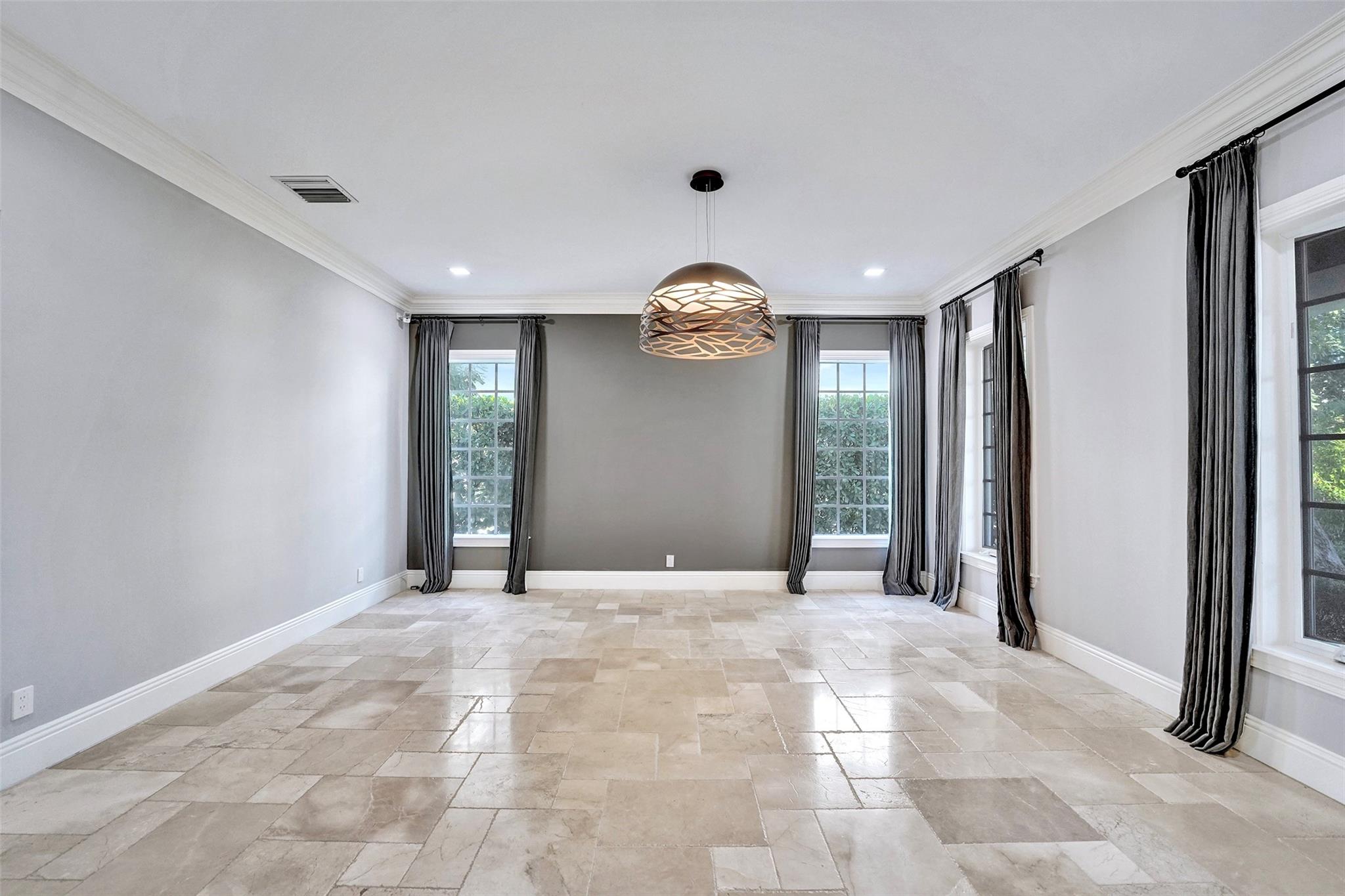 1744 SE 9th St Fort Lauderdale, FL 33316