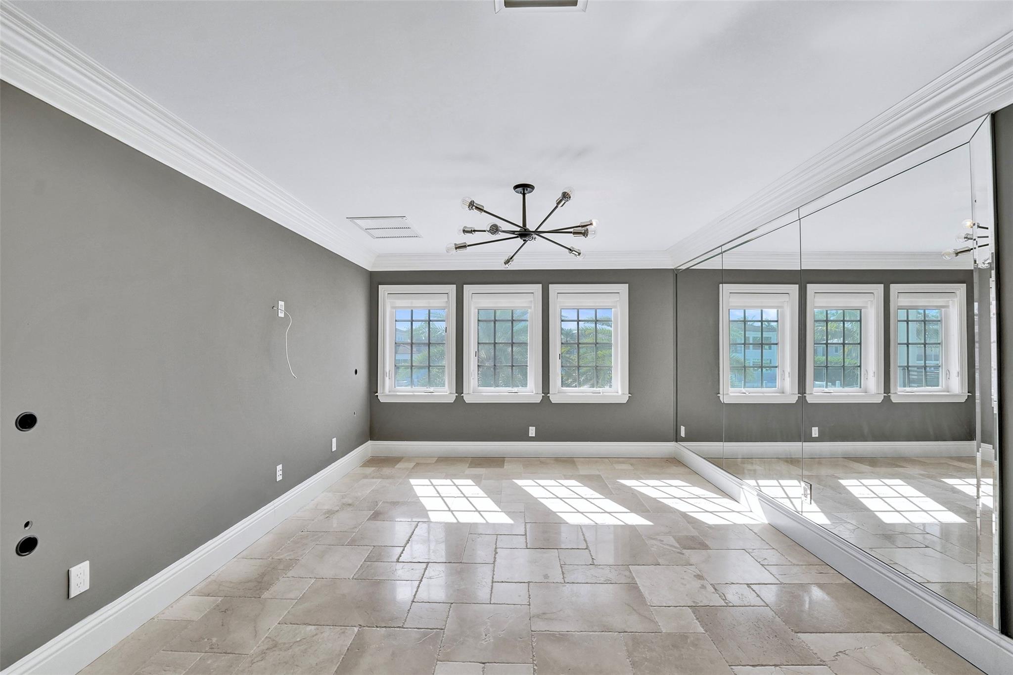 1744 SE 9th St Fort Lauderdale, FL 33316