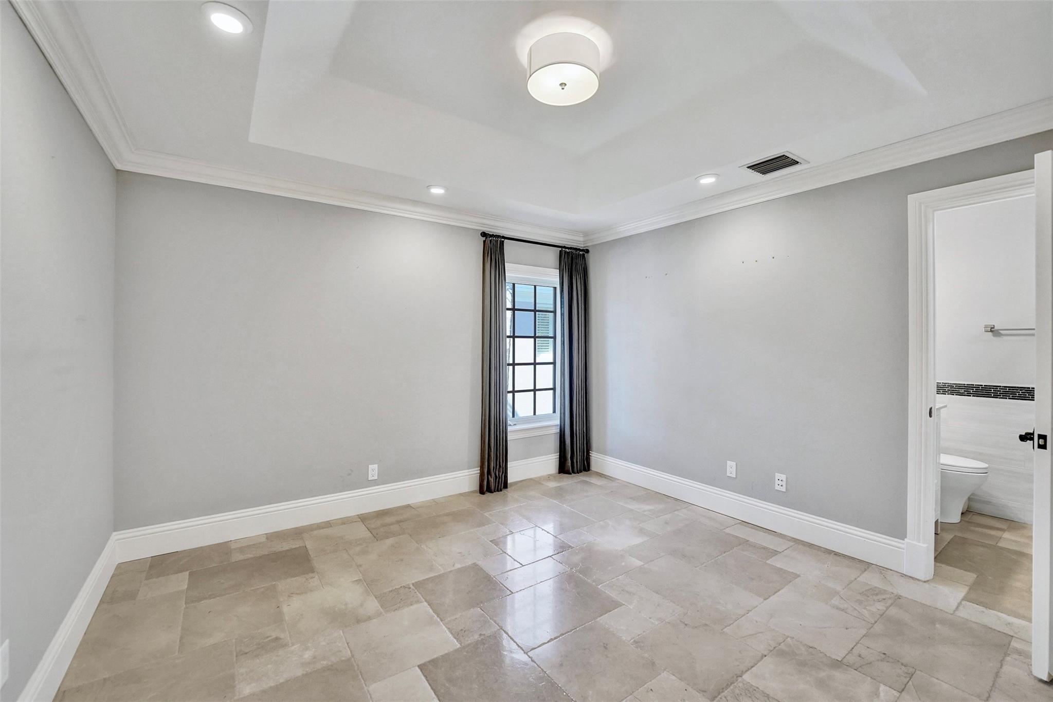 1744 SE 9th St Fort Lauderdale, FL 33316