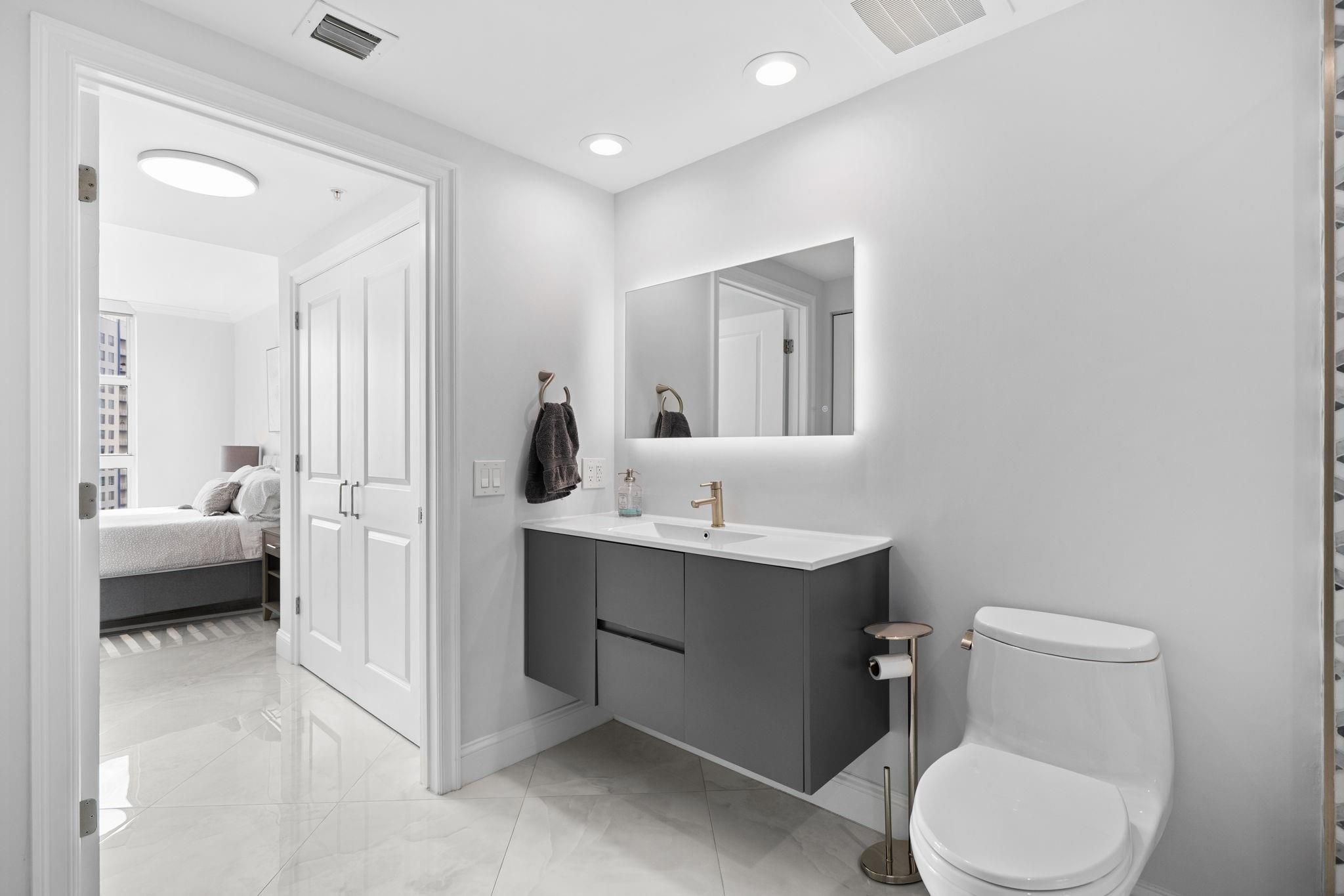 347 N New Riv #1010 Fort Lauderdale, FL 33301