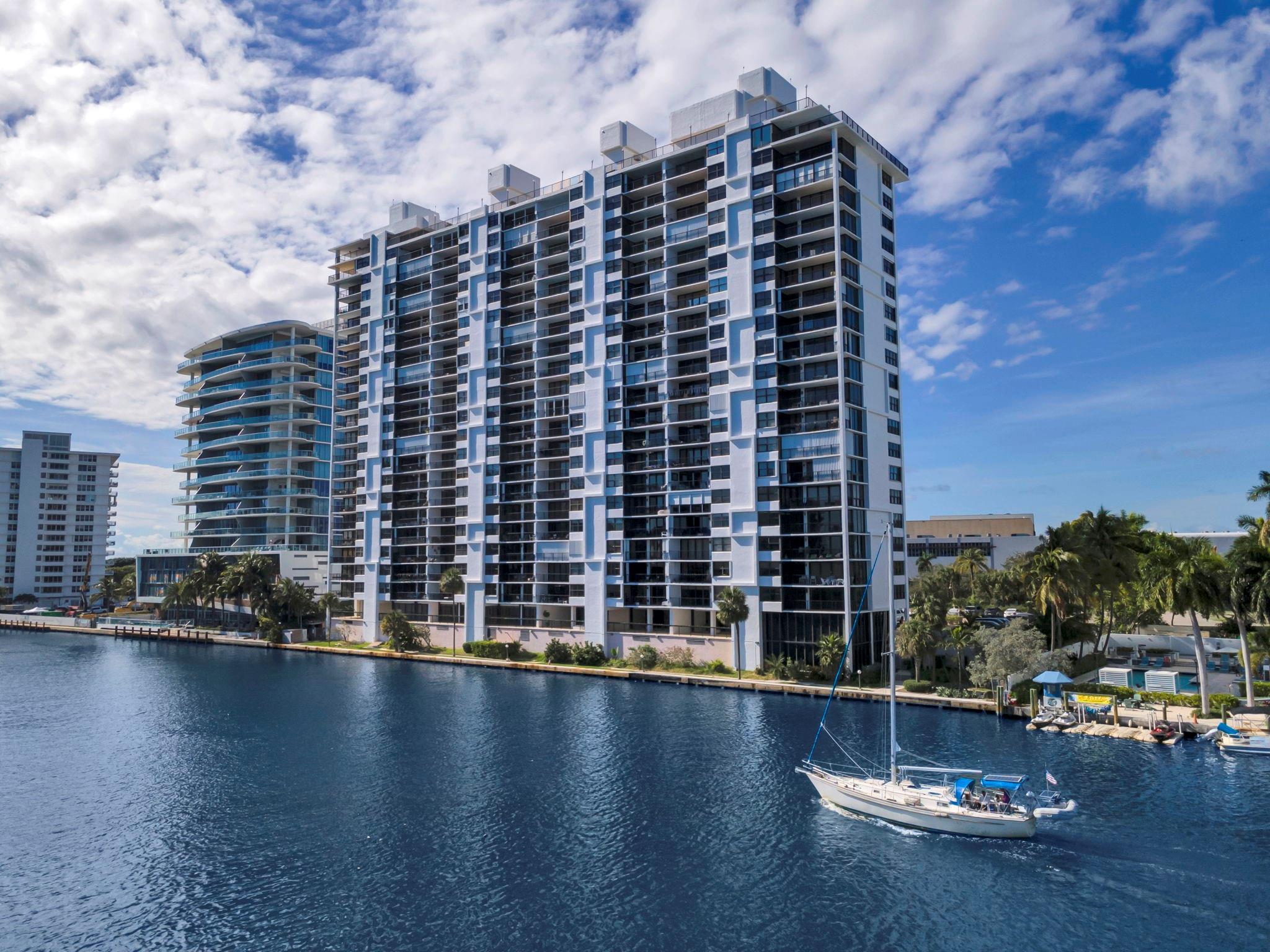 936 Intracoastal Dr #21D