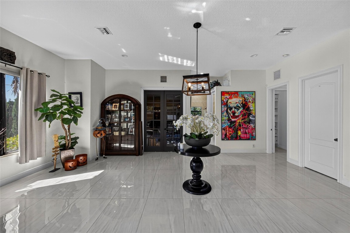 2211 NE 43rd Lighthouse Point, FL 33064