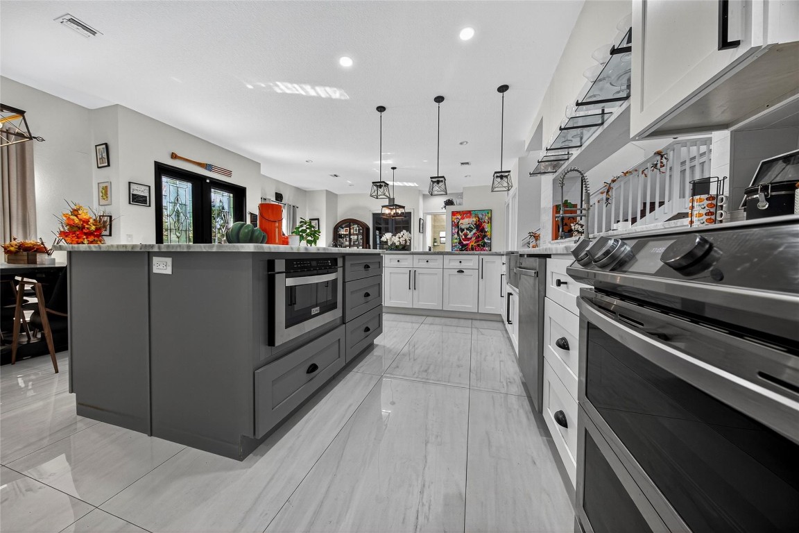 2211 NE 43rd Lighthouse Point, FL 33064