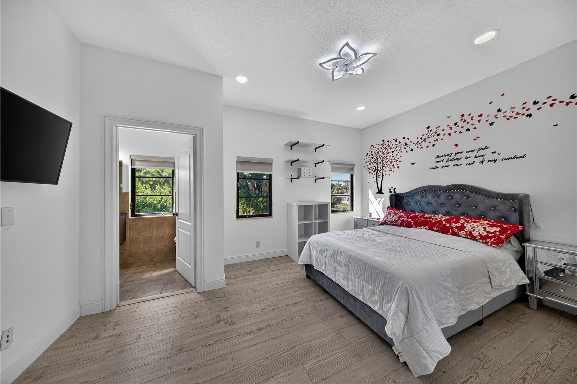 2211 NE 43rd Lighthouse Point, FL 33064