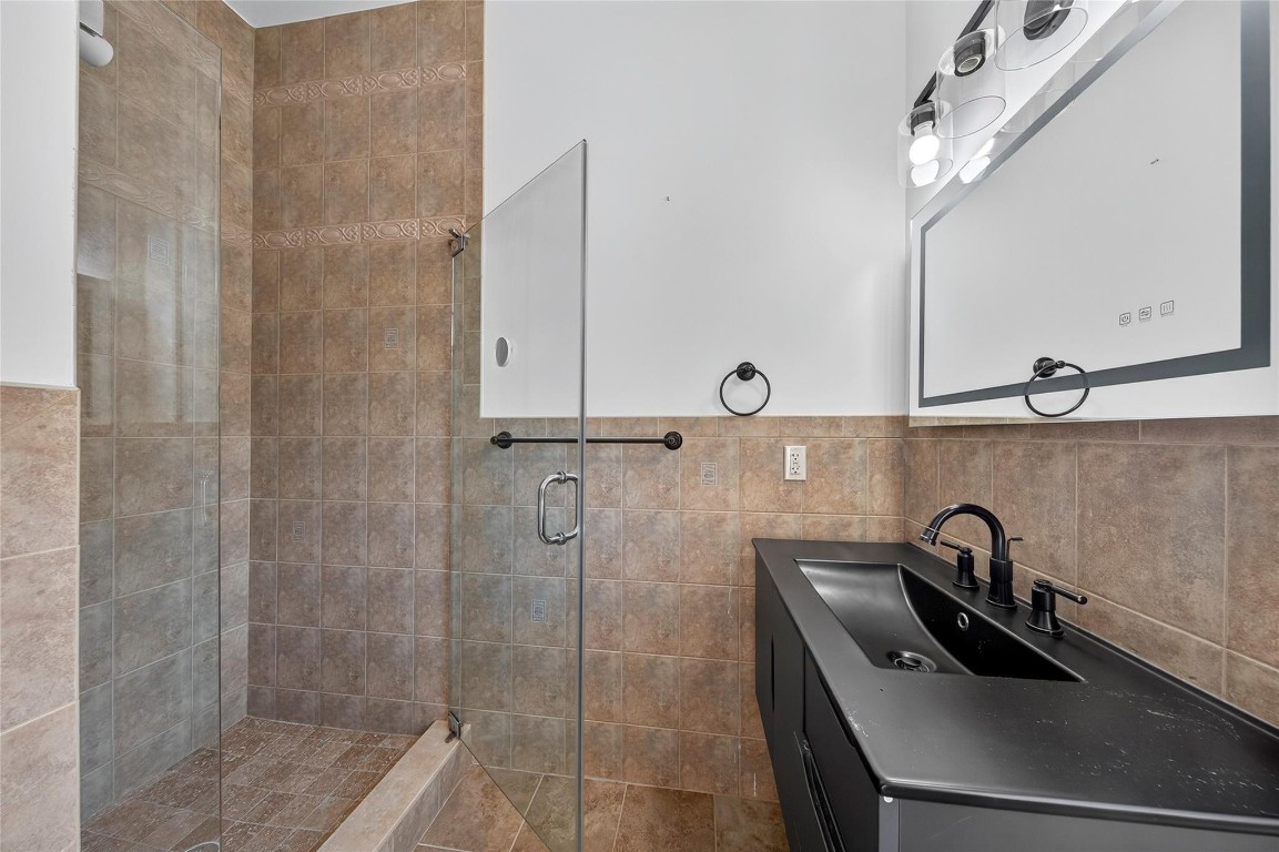 2211 NE 43rd Lighthouse Point, FL 33064