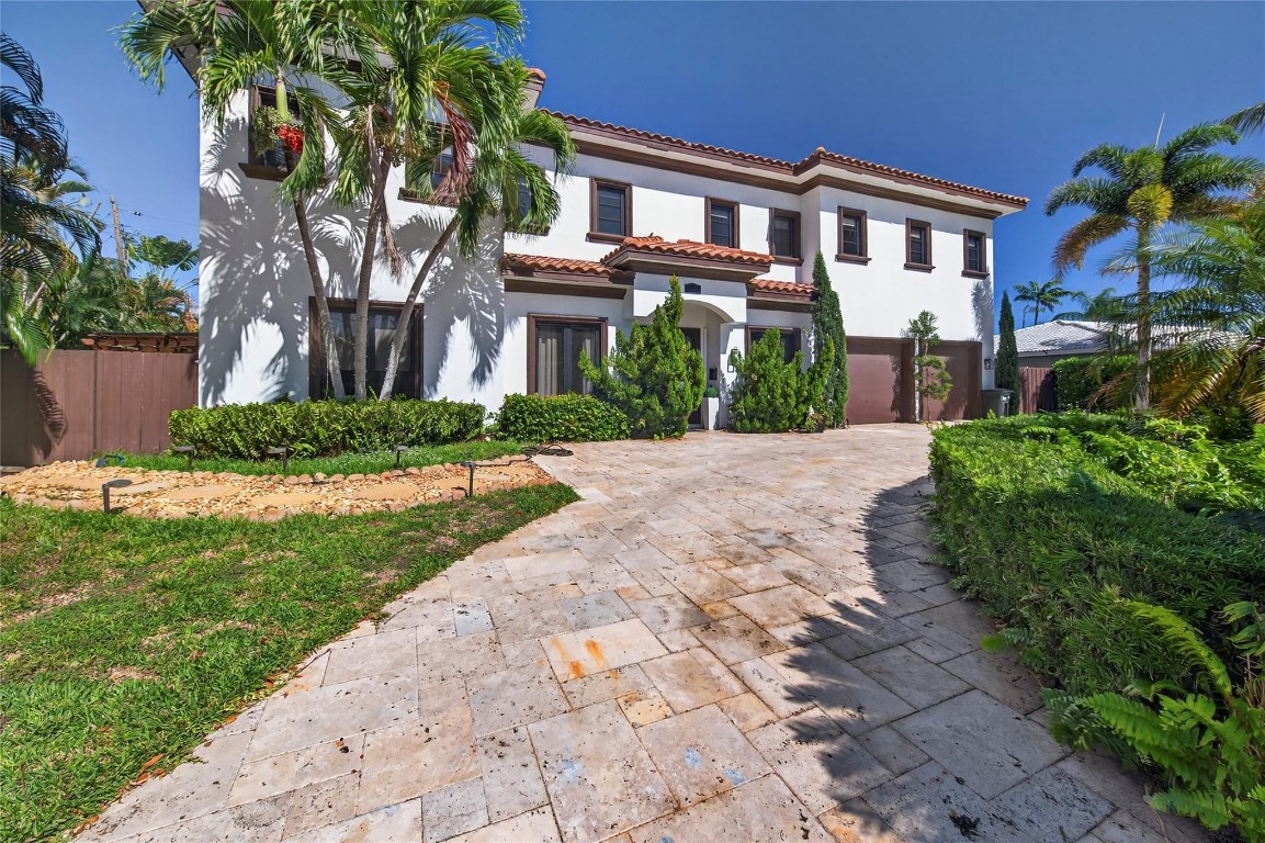 2211 NE 43rd Lighthouse Point, FL 33064