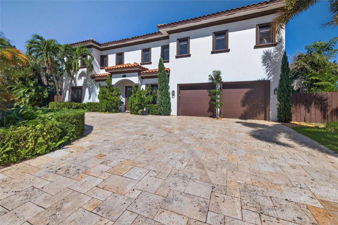 2211 NE 43rd Lighthouse Point, FL 33064