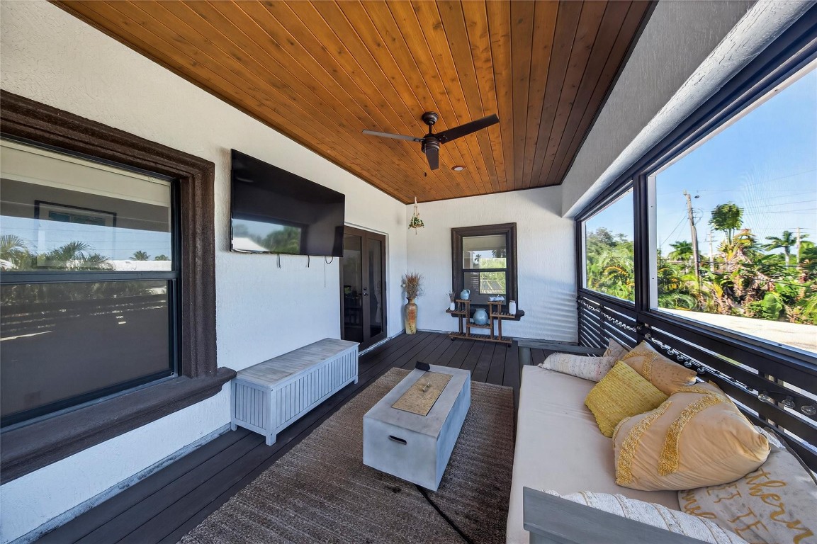 2211 NE 43rd Lighthouse Point, FL 33064