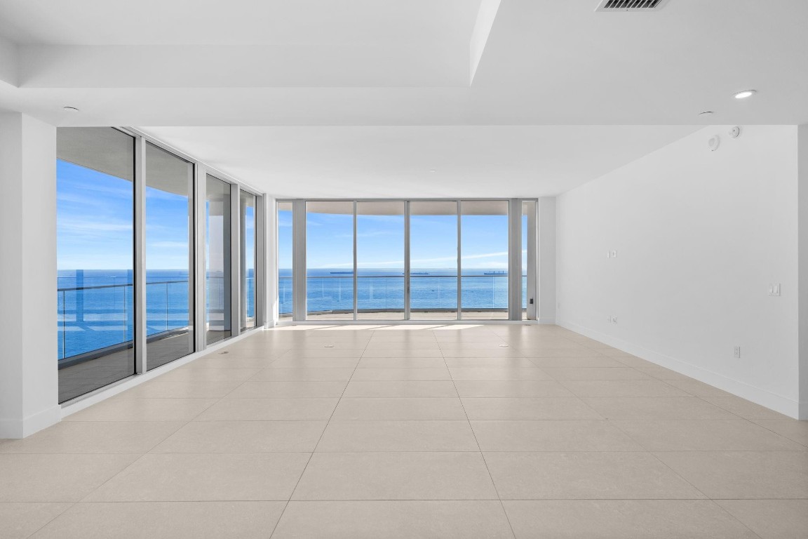 151 N Seabreeze #1804-E Fort Lauderdale, FL 33304
