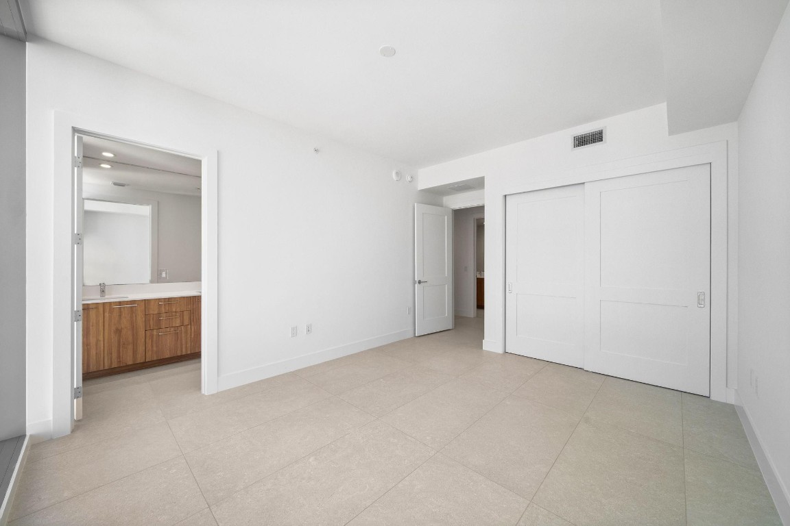 151 N Seabreeze #1804-E Fort Lauderdale, FL 33304