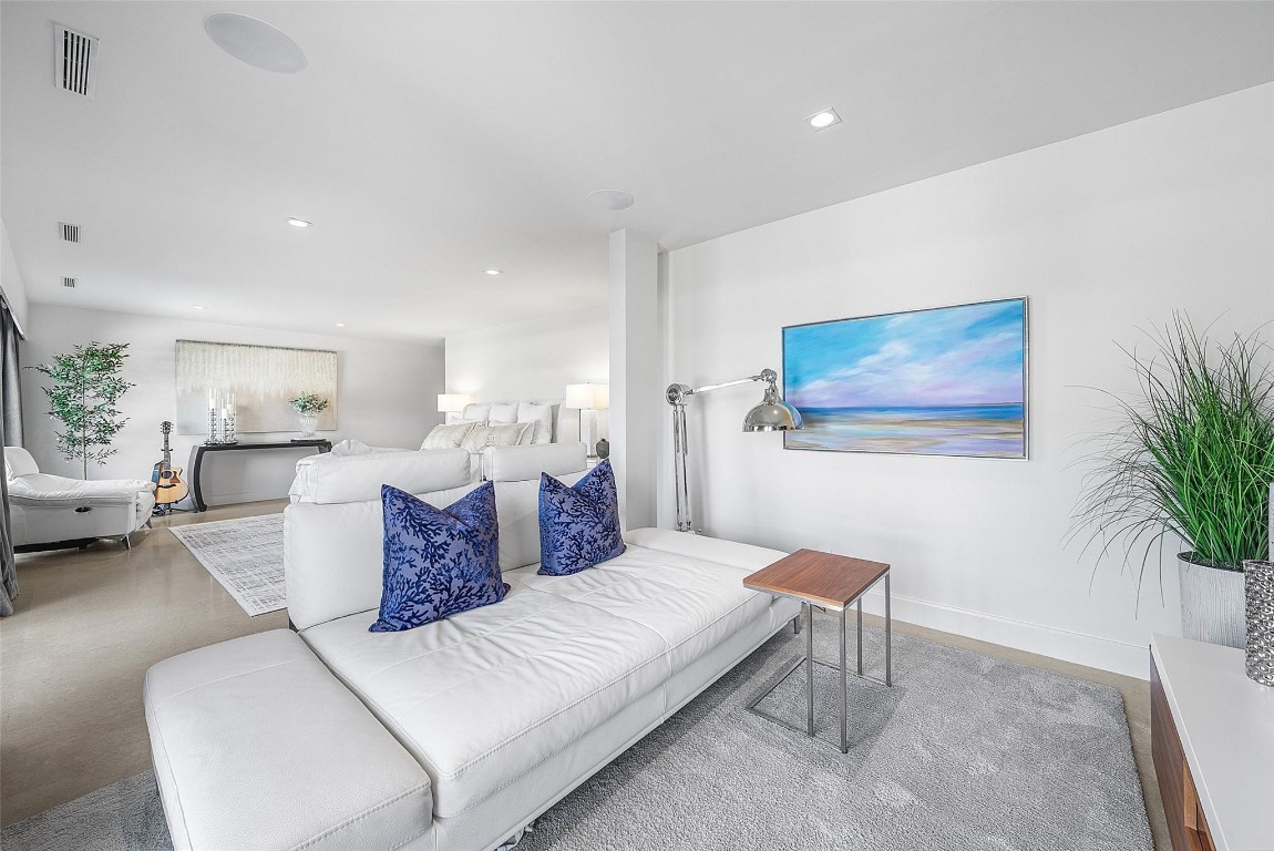 2855 NE 35th Fort Lauderdale, FL 33306