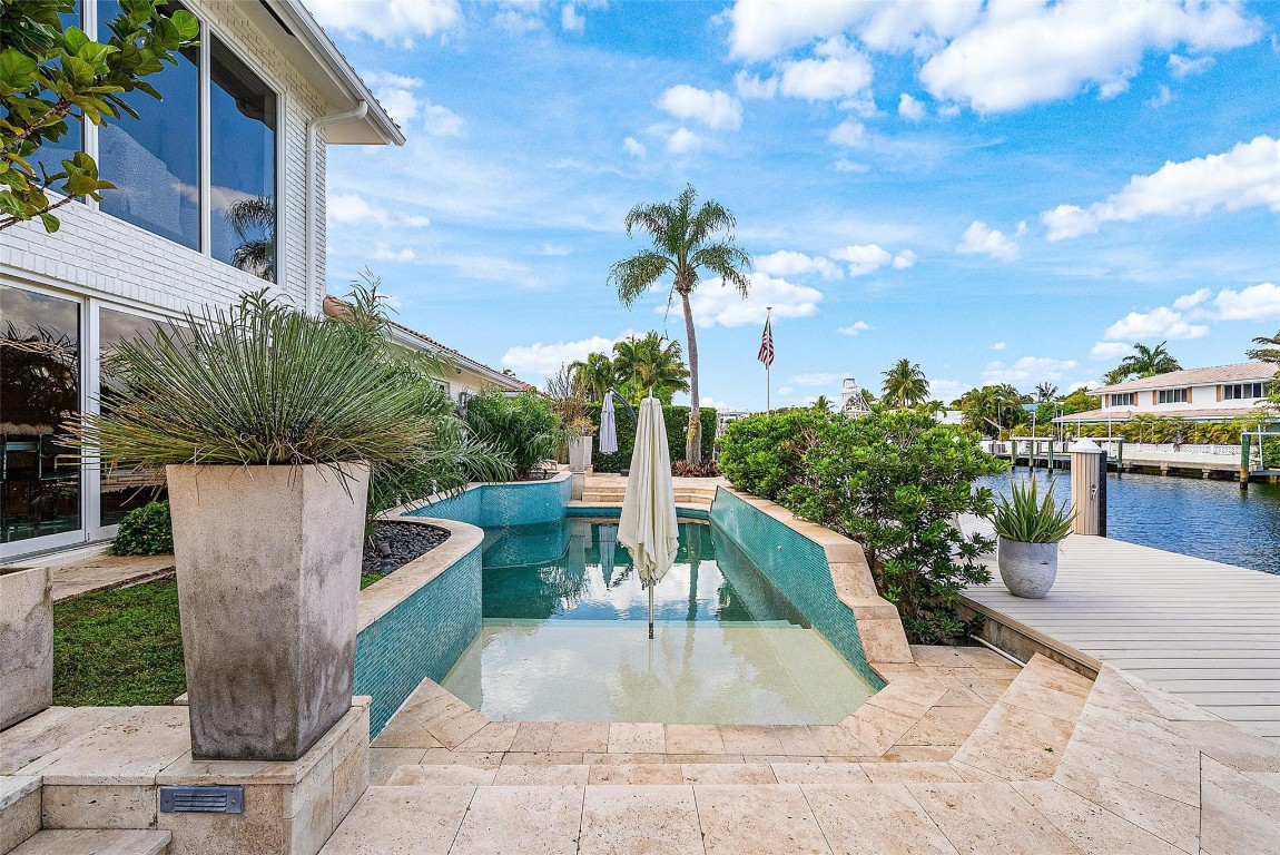 2855 NE 35th Fort Lauderdale, FL 33306