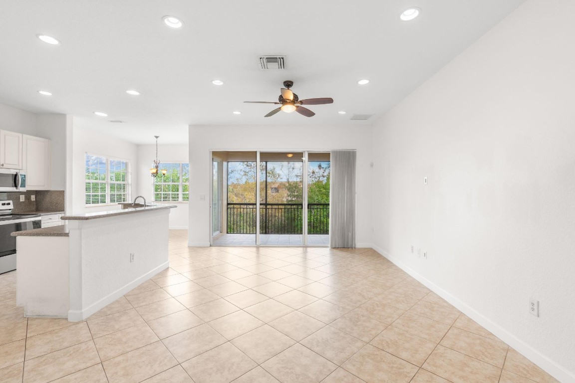 8238 NW 128th Parkland, FL 33076