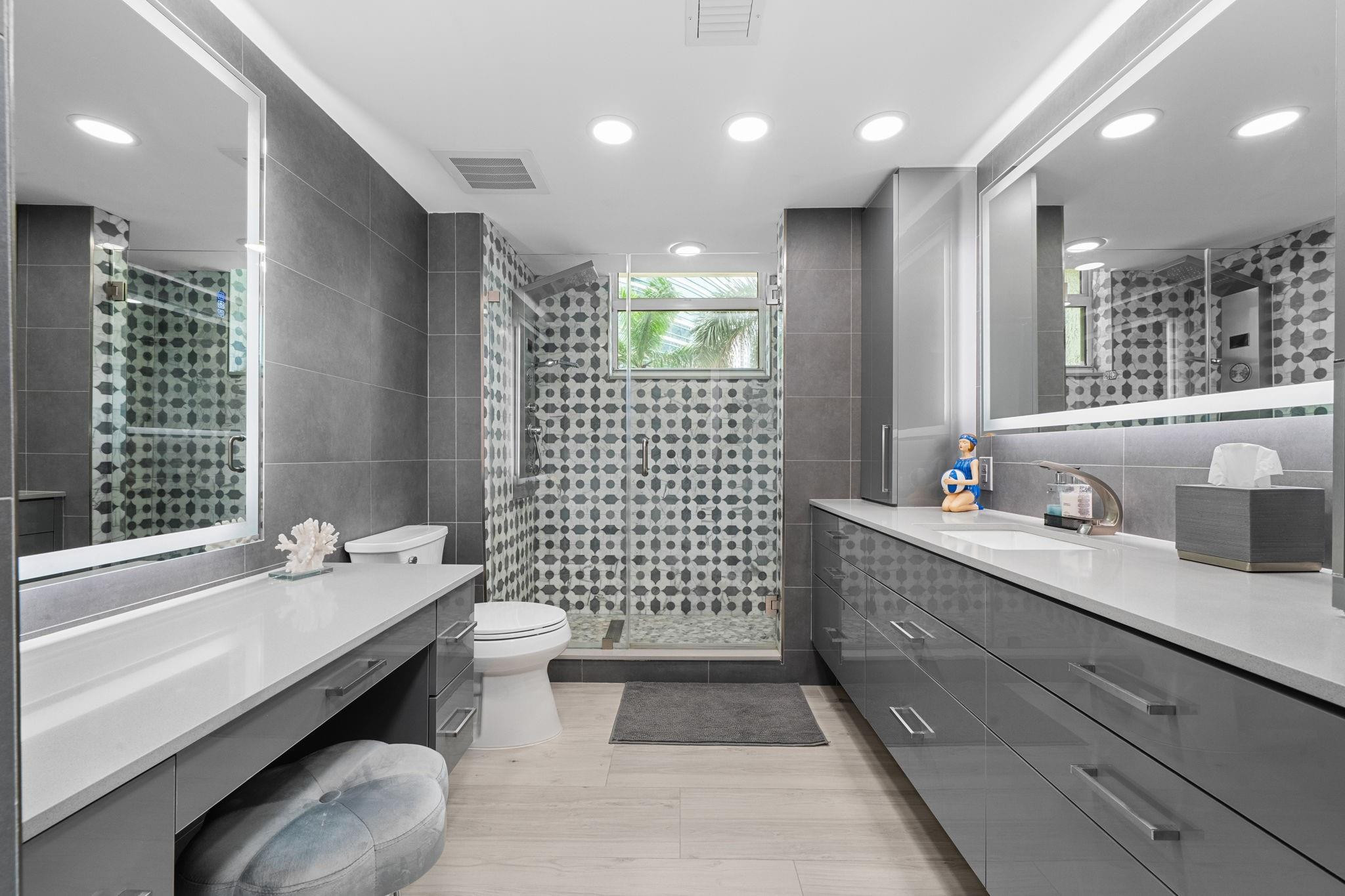 347 N New Riv #809 Fort Lauderdale, FL 33301