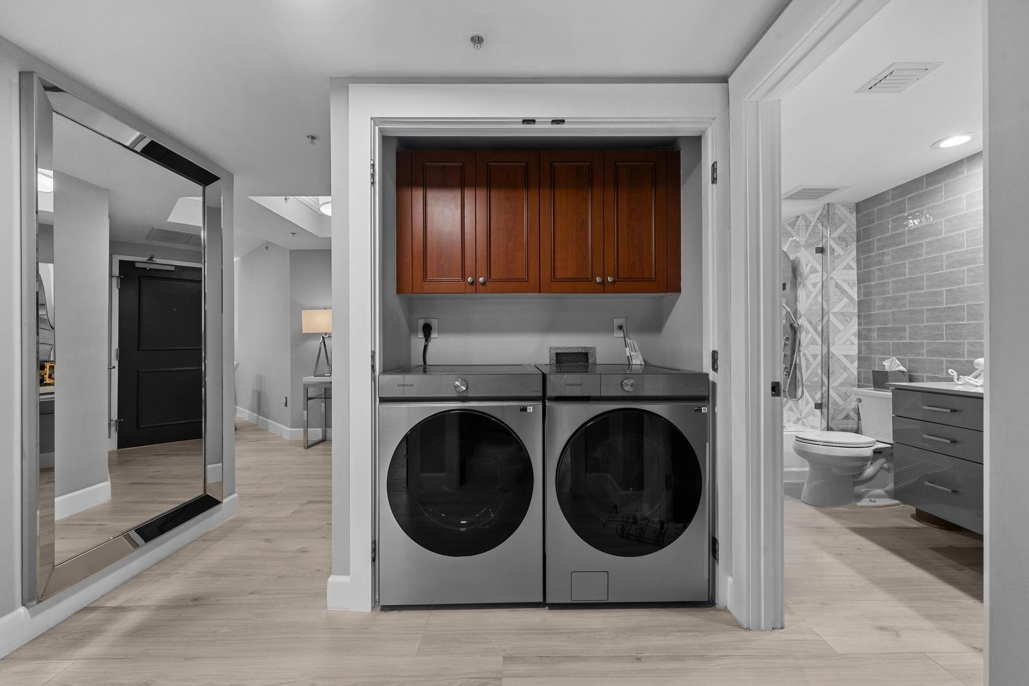 347 N New Riv #809 Fort Lauderdale, FL 33301