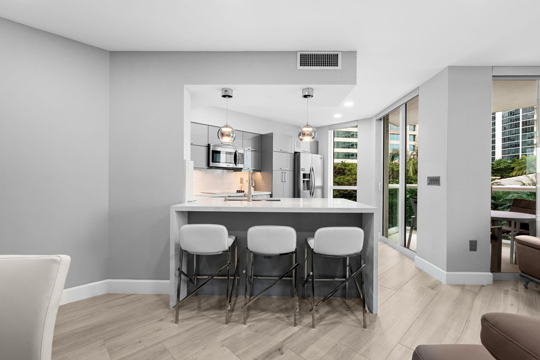 347 N New Riv #809 Fort Lauderdale, FL 33301