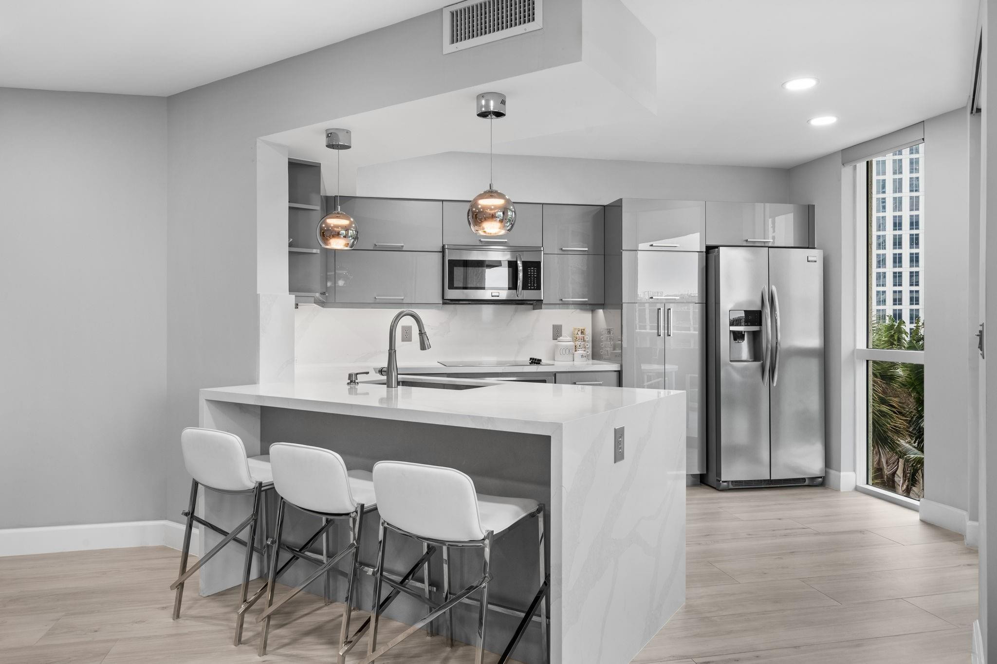 347 N New Riv #809 Fort Lauderdale, FL 33301