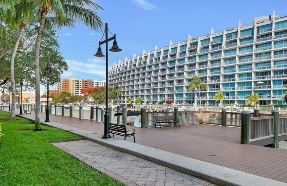 image Alaqua Condo15