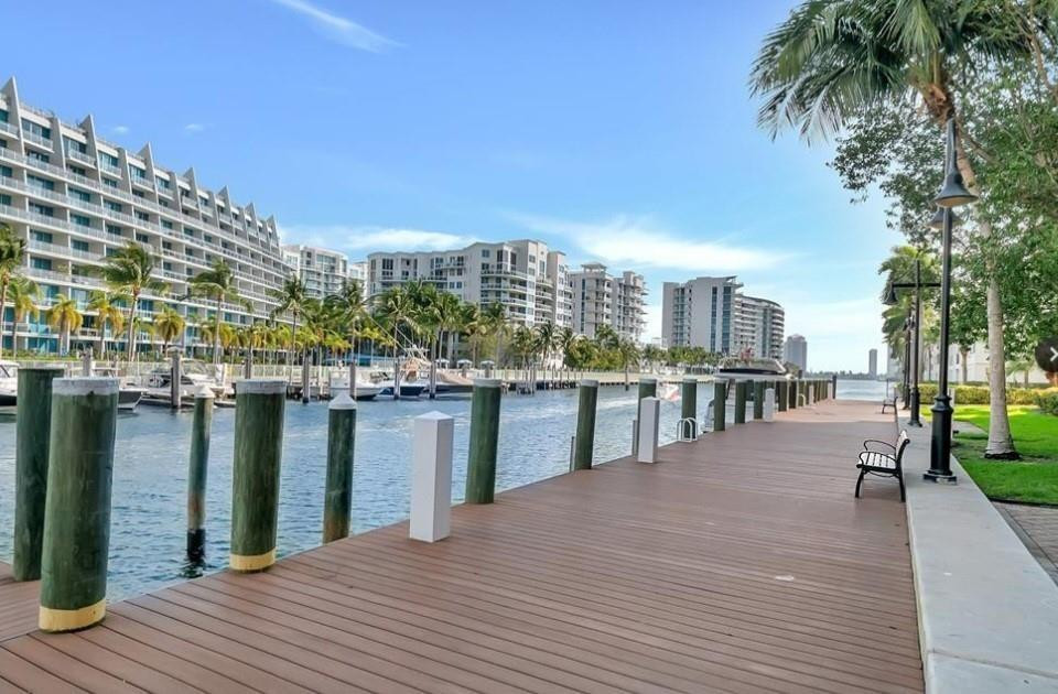 image Alaqua Condo16