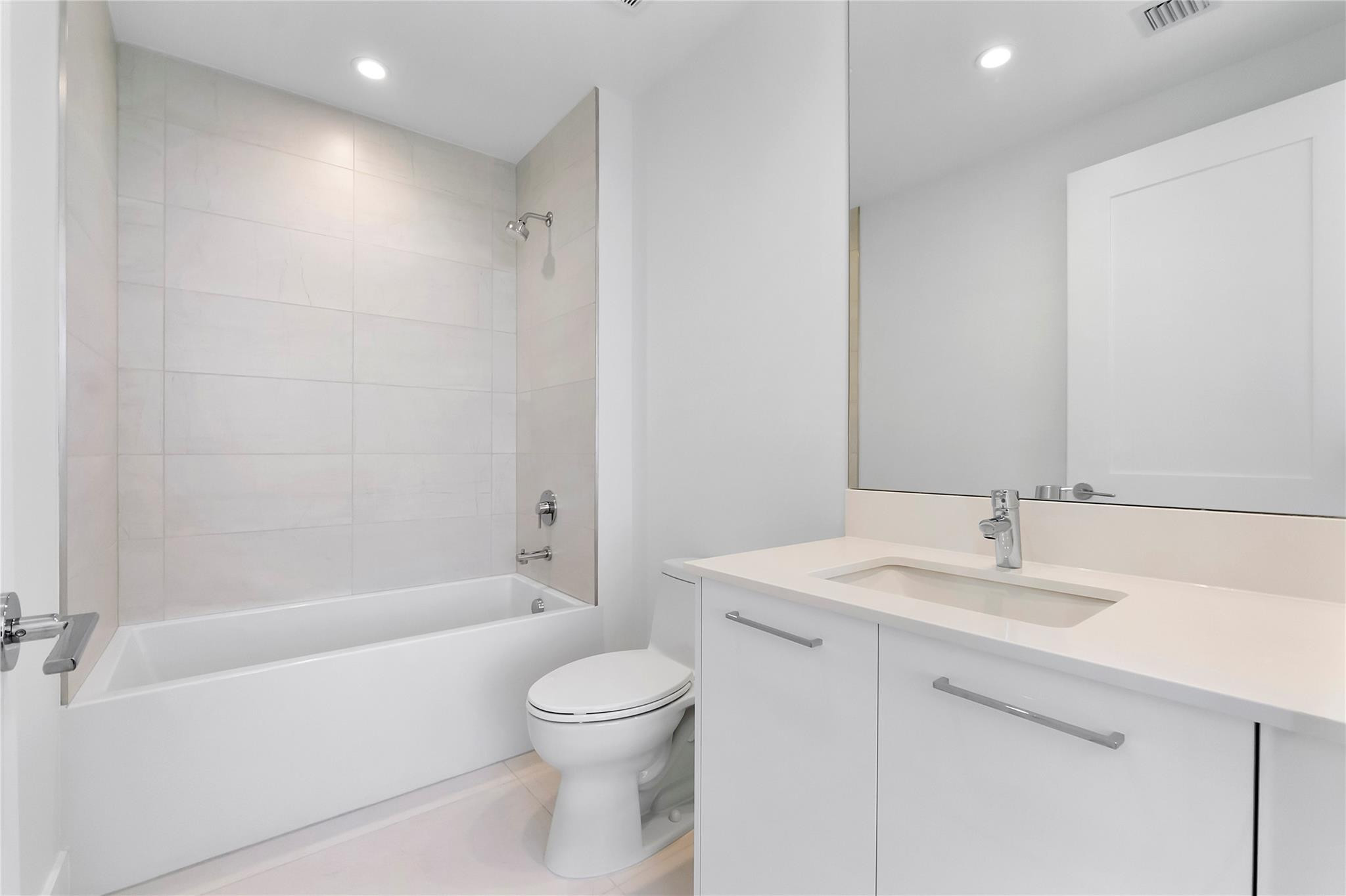 153 N Seabreeze #1803-S Fort Lauderdale, FL 33304