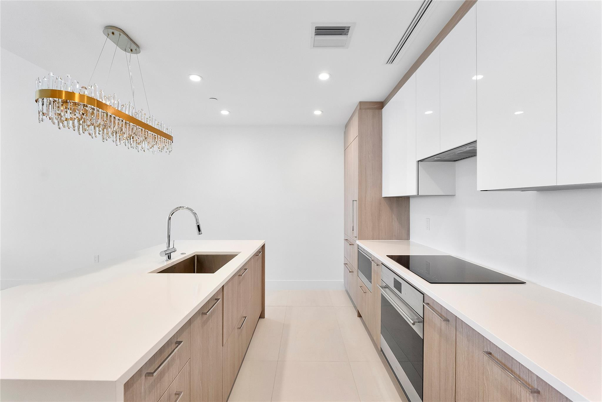 153 N Seabreeze #1803-S Fort Lauderdale, FL 33304