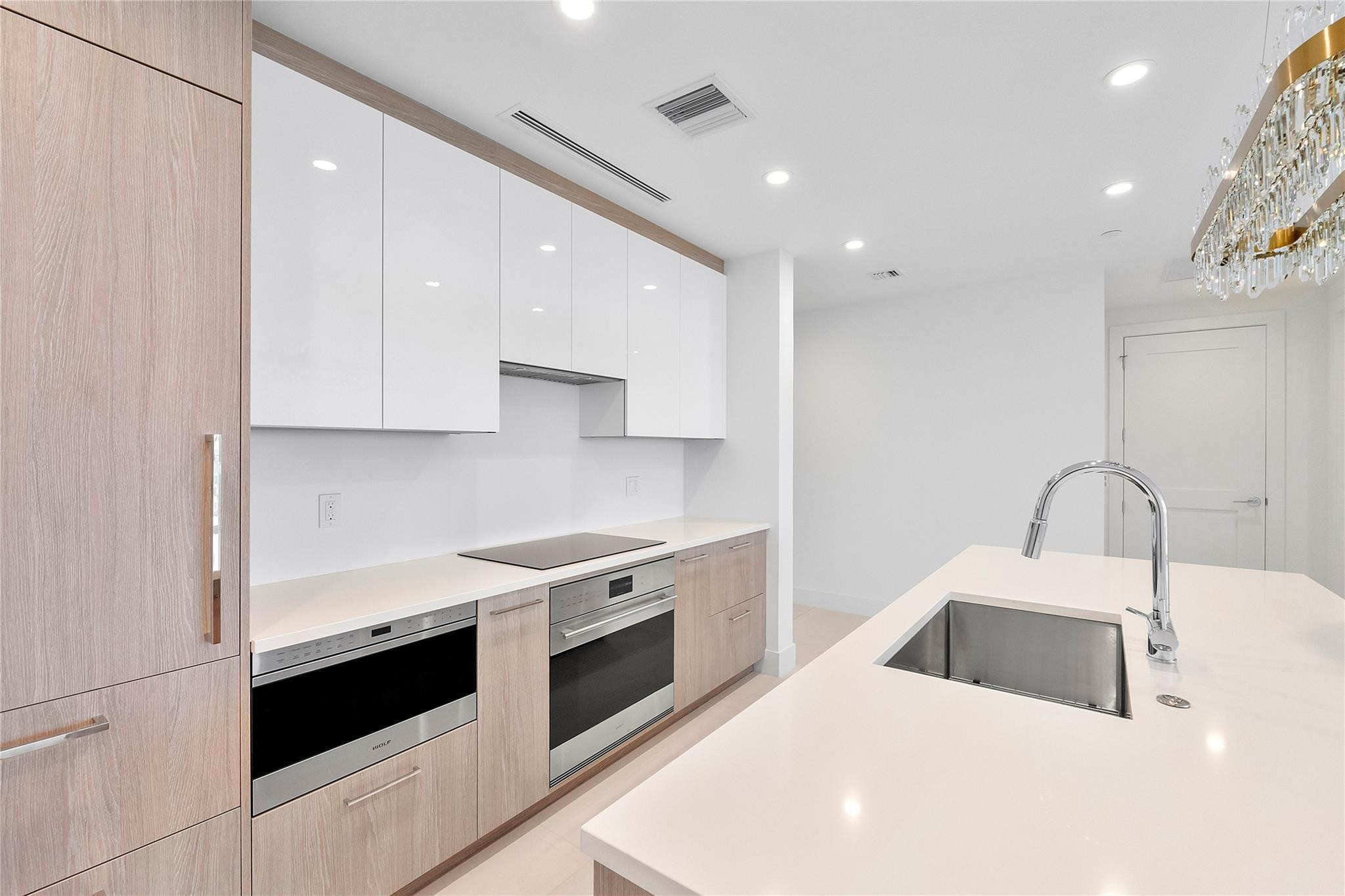 153 N Seabreeze #1803-S Fort Lauderdale, FL 33304