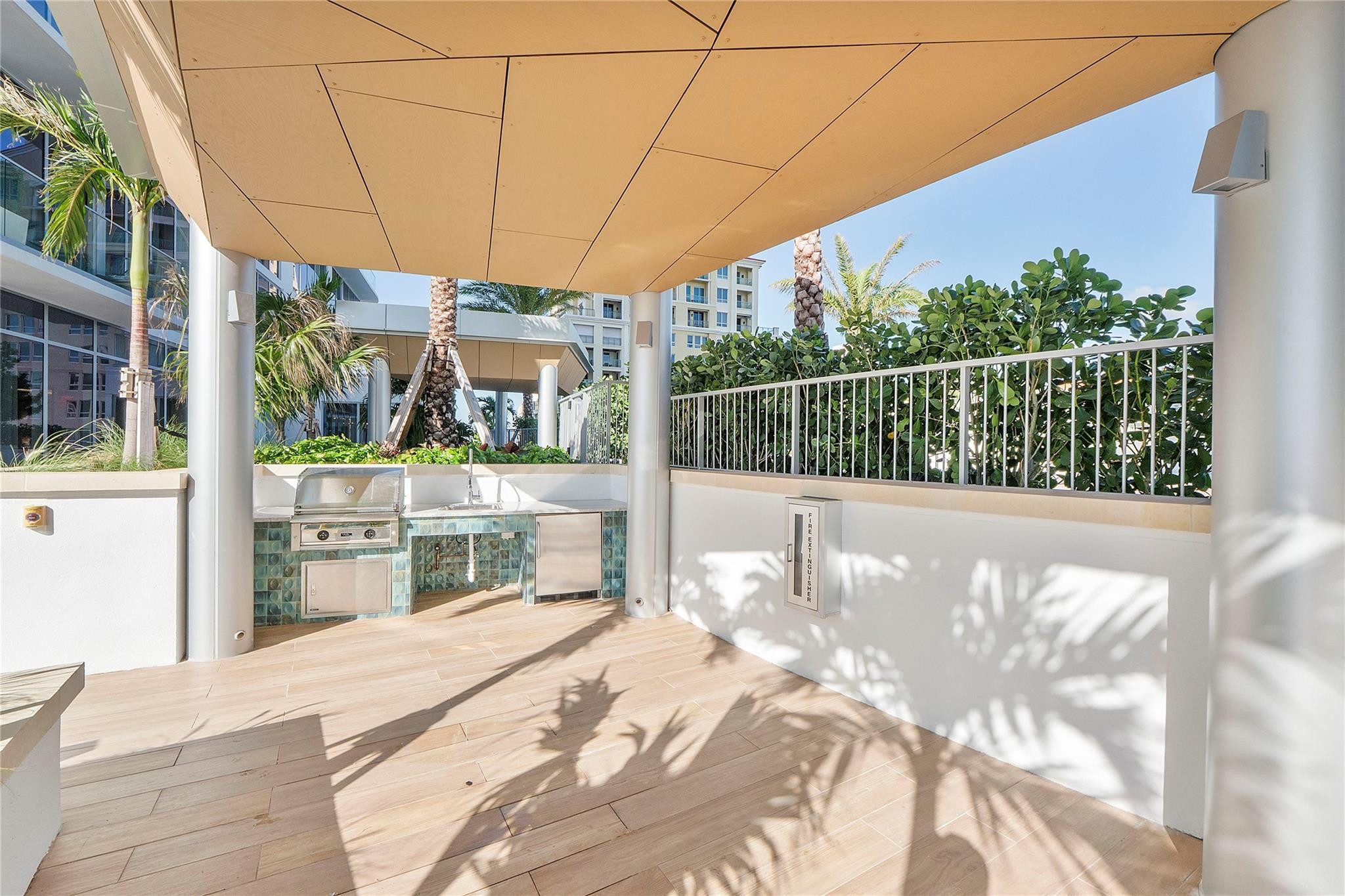 153 N Seabreeze #1803-S Fort Lauderdale, FL 33304