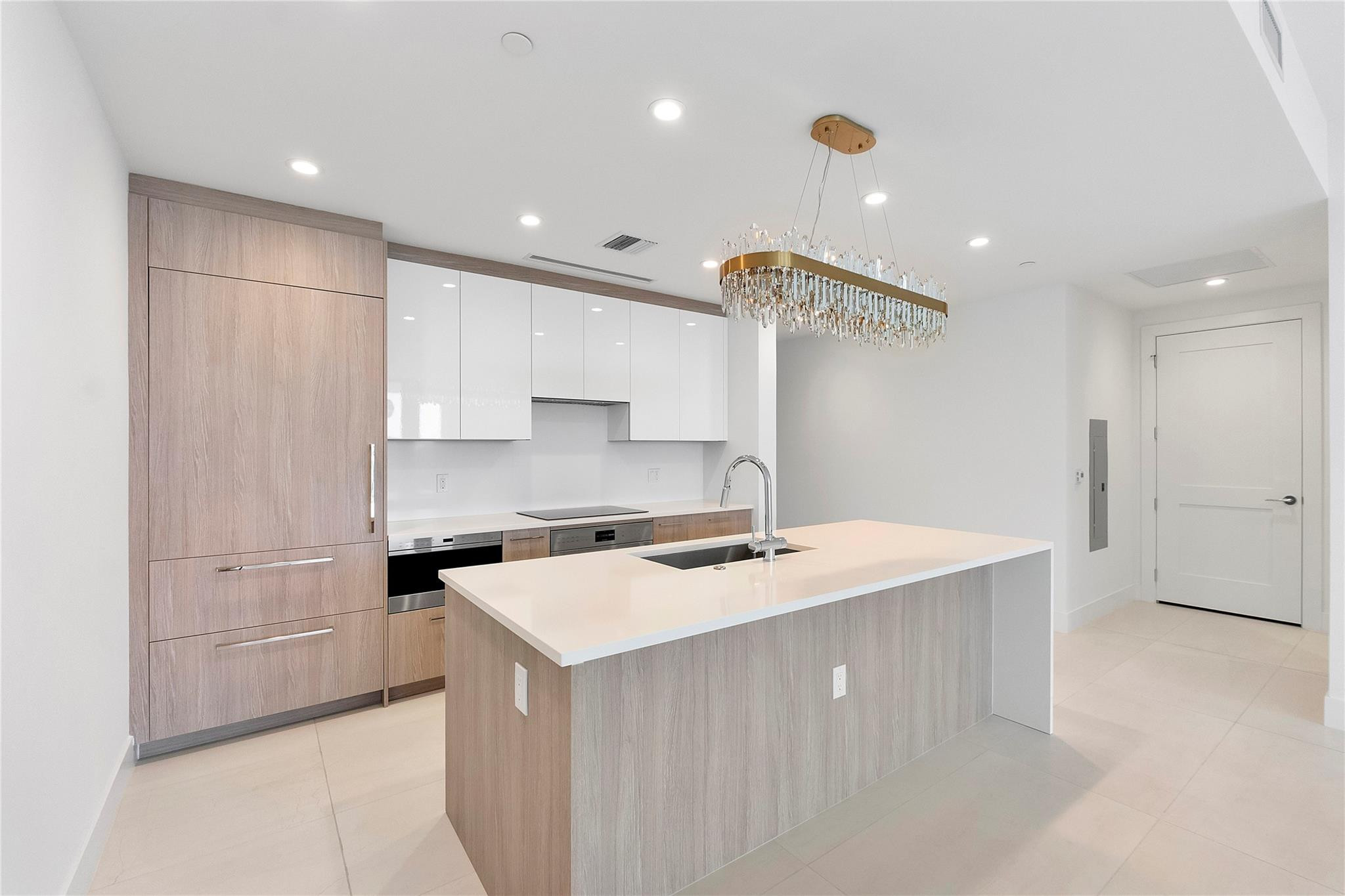 153 N Seabreeze #1803-S Fort Lauderdale, FL 33304