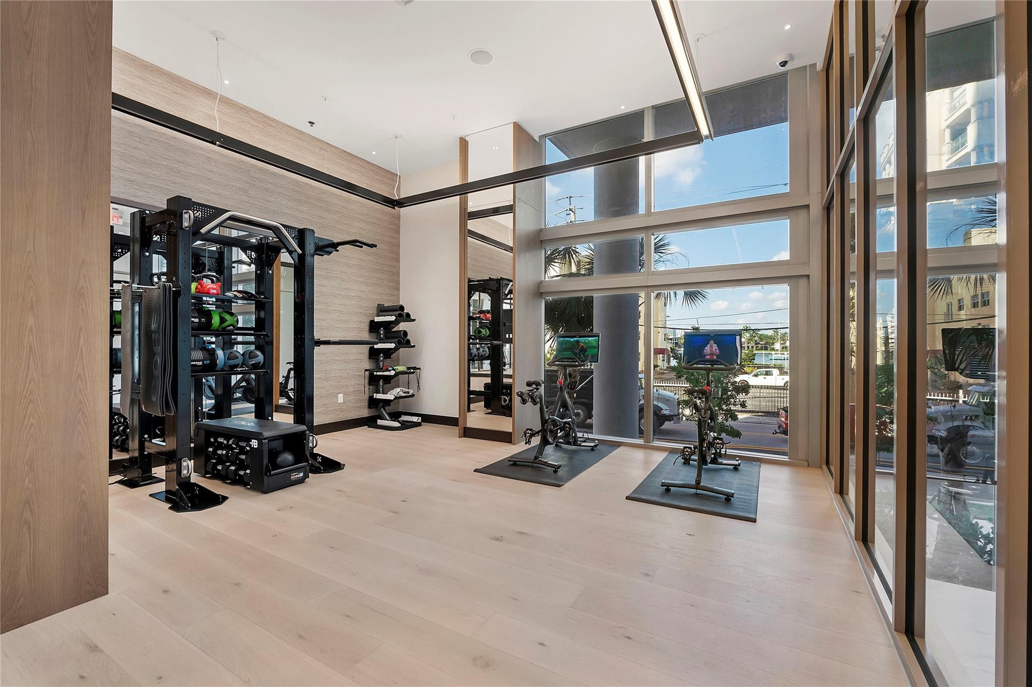 153 N Seabreeze #1803-S Fort Lauderdale, FL 33304