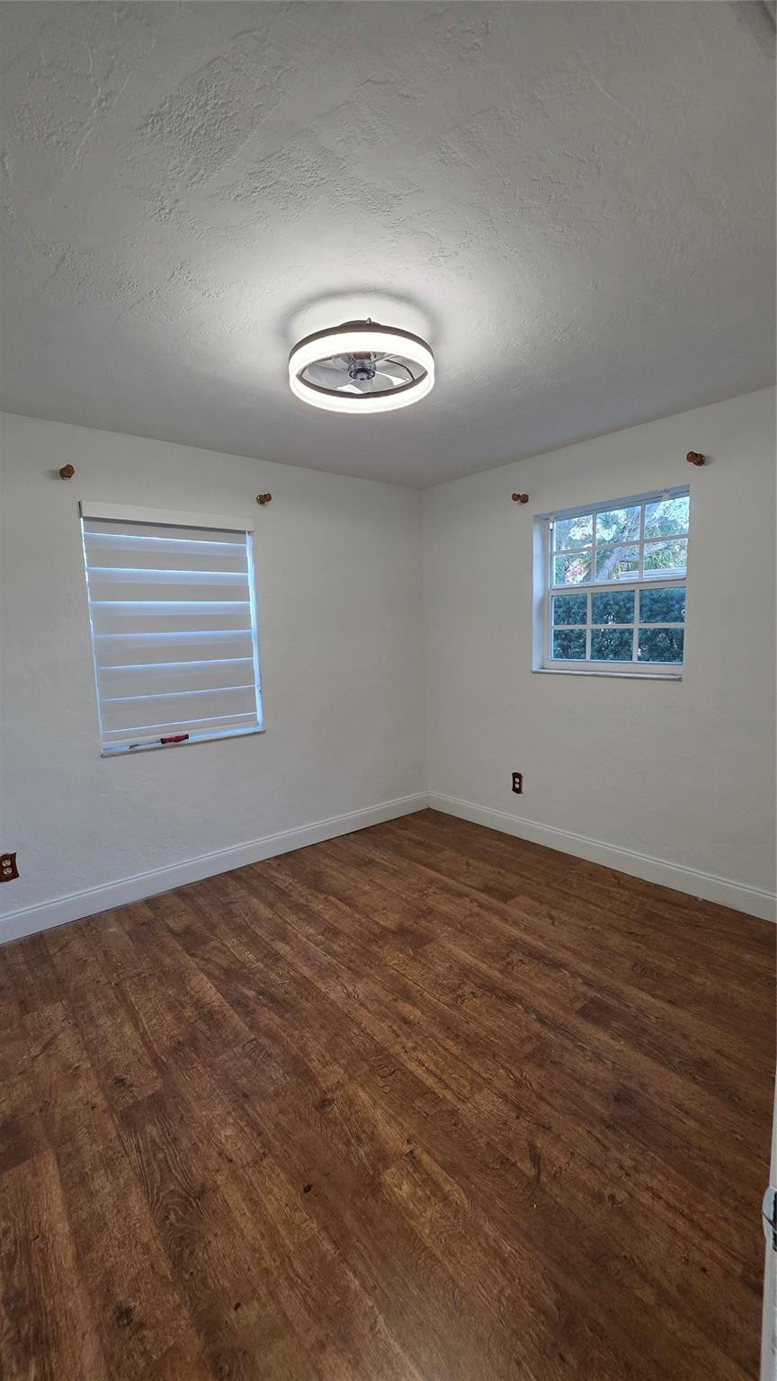 512 N 70th Hollywood, FL 33024