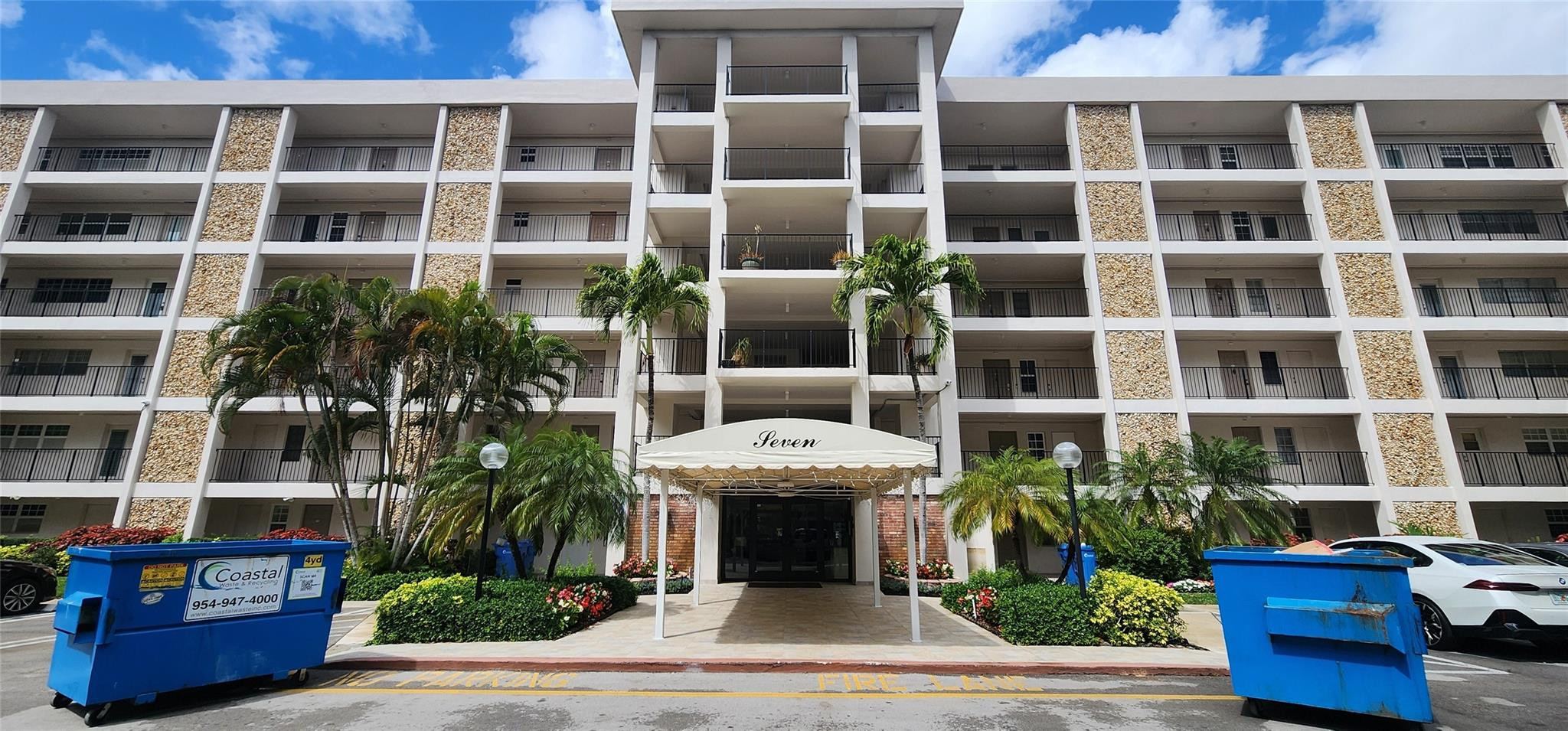 2801 N Palm Aire #205