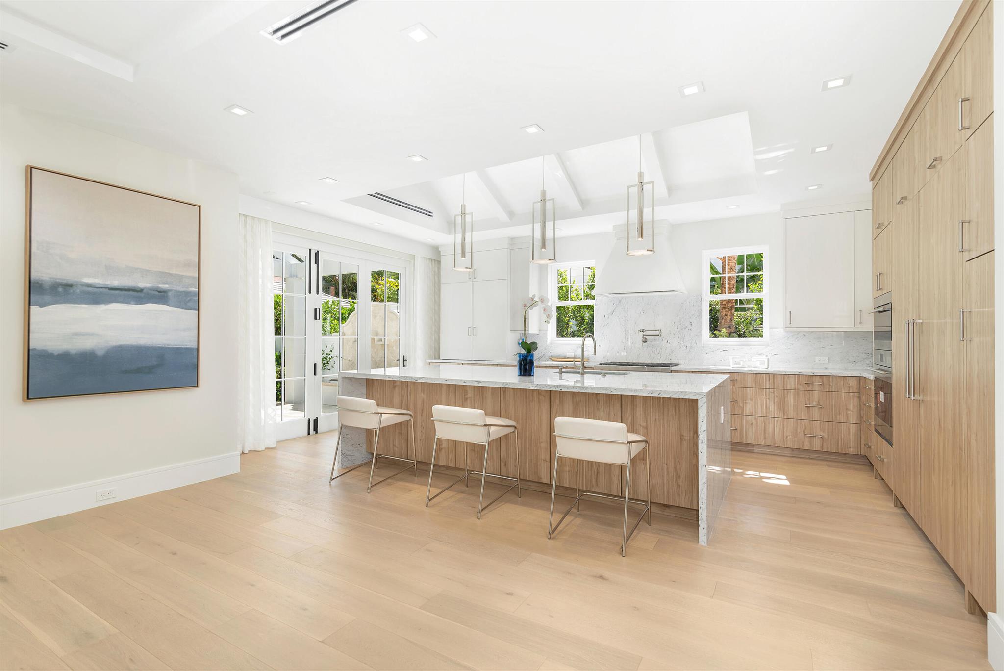 223 Monterey Rd Palm Beach, FL 33480