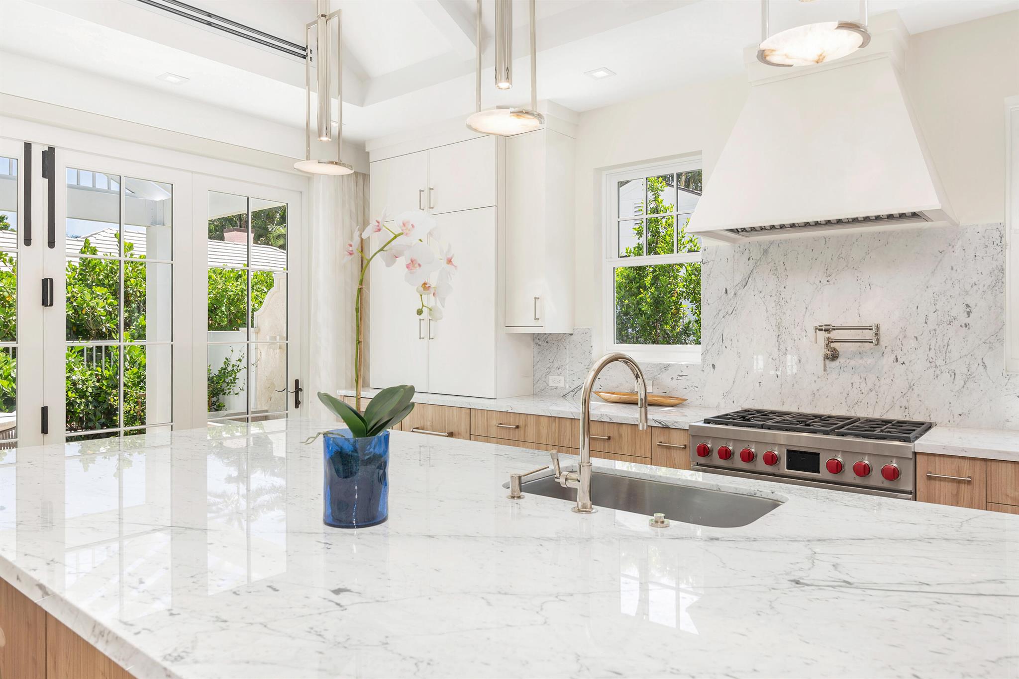 223 Monterey Rd Palm Beach, FL 33480