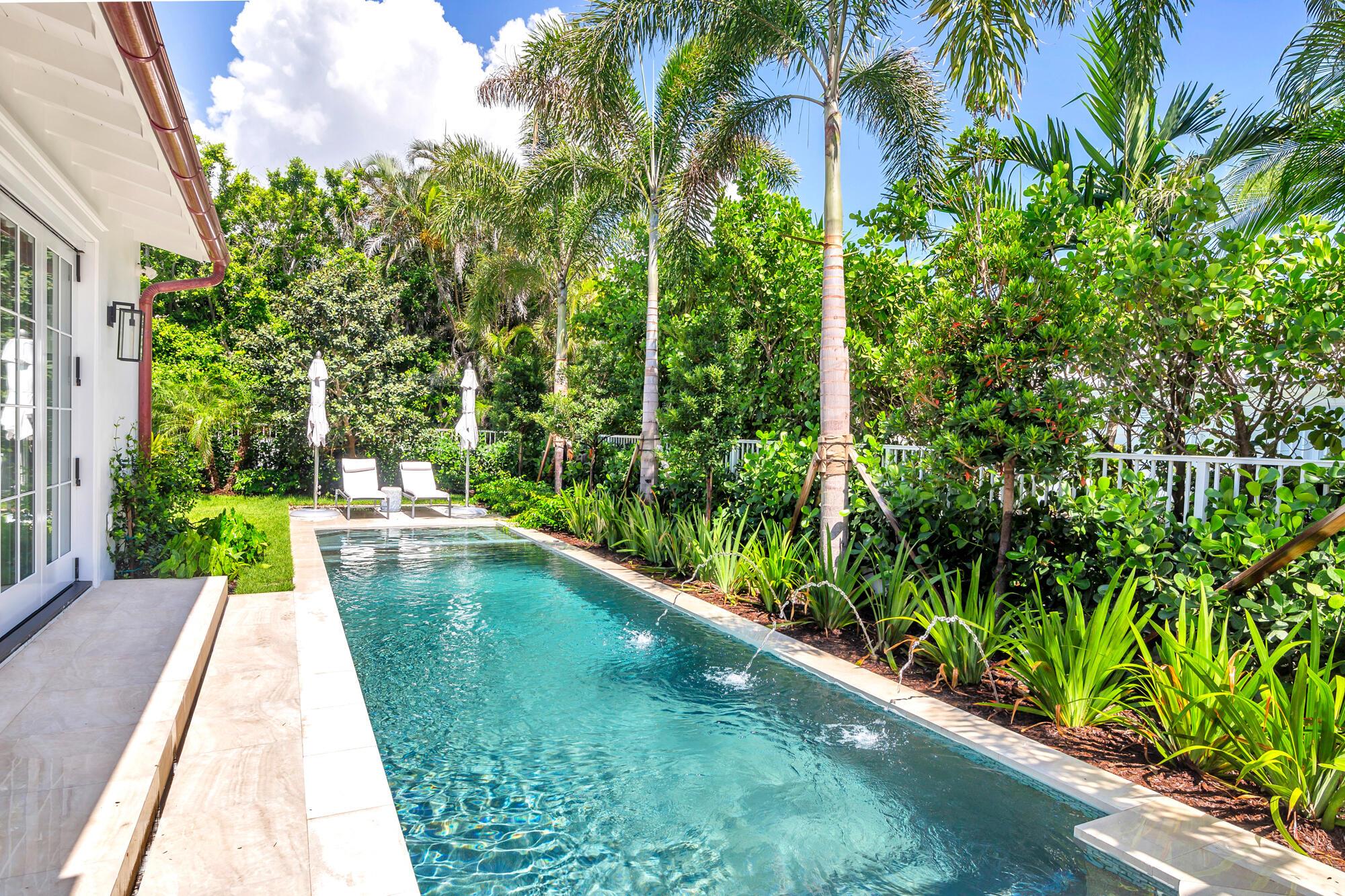 223 Monterey Rd Palm Beach, FL 33480