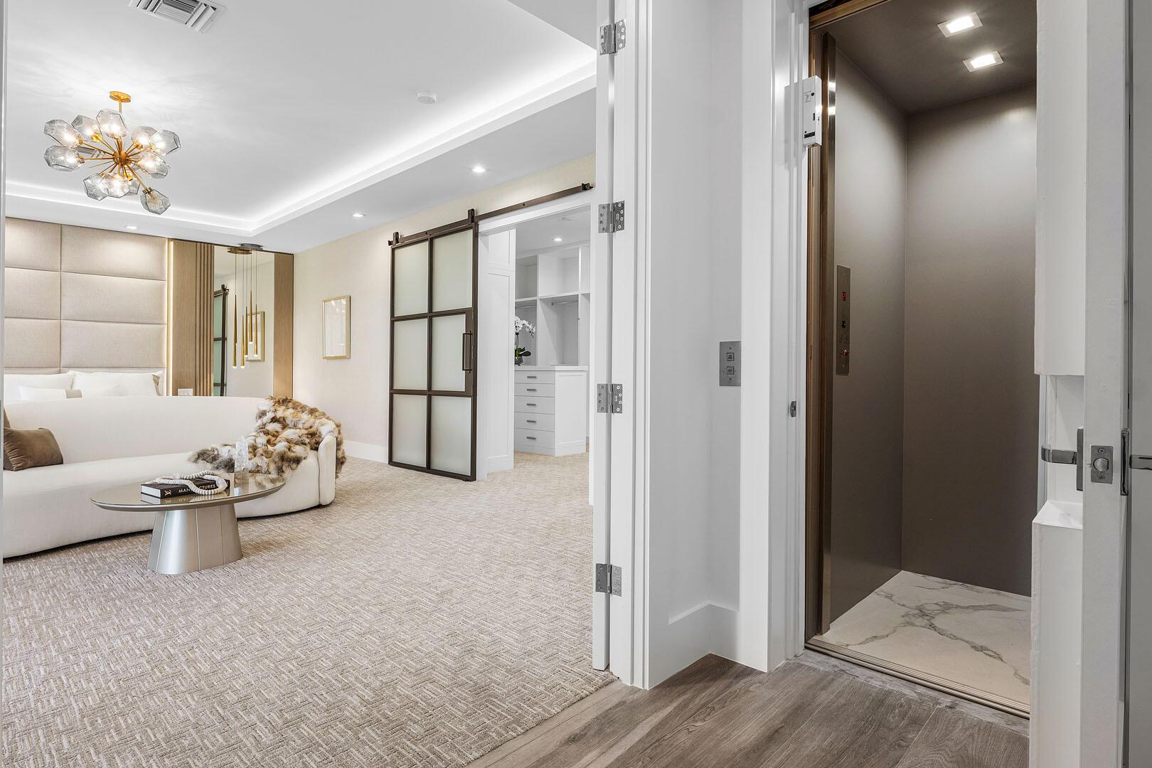 1576 Thatch Palm Dr Boca Raton, FL 33432