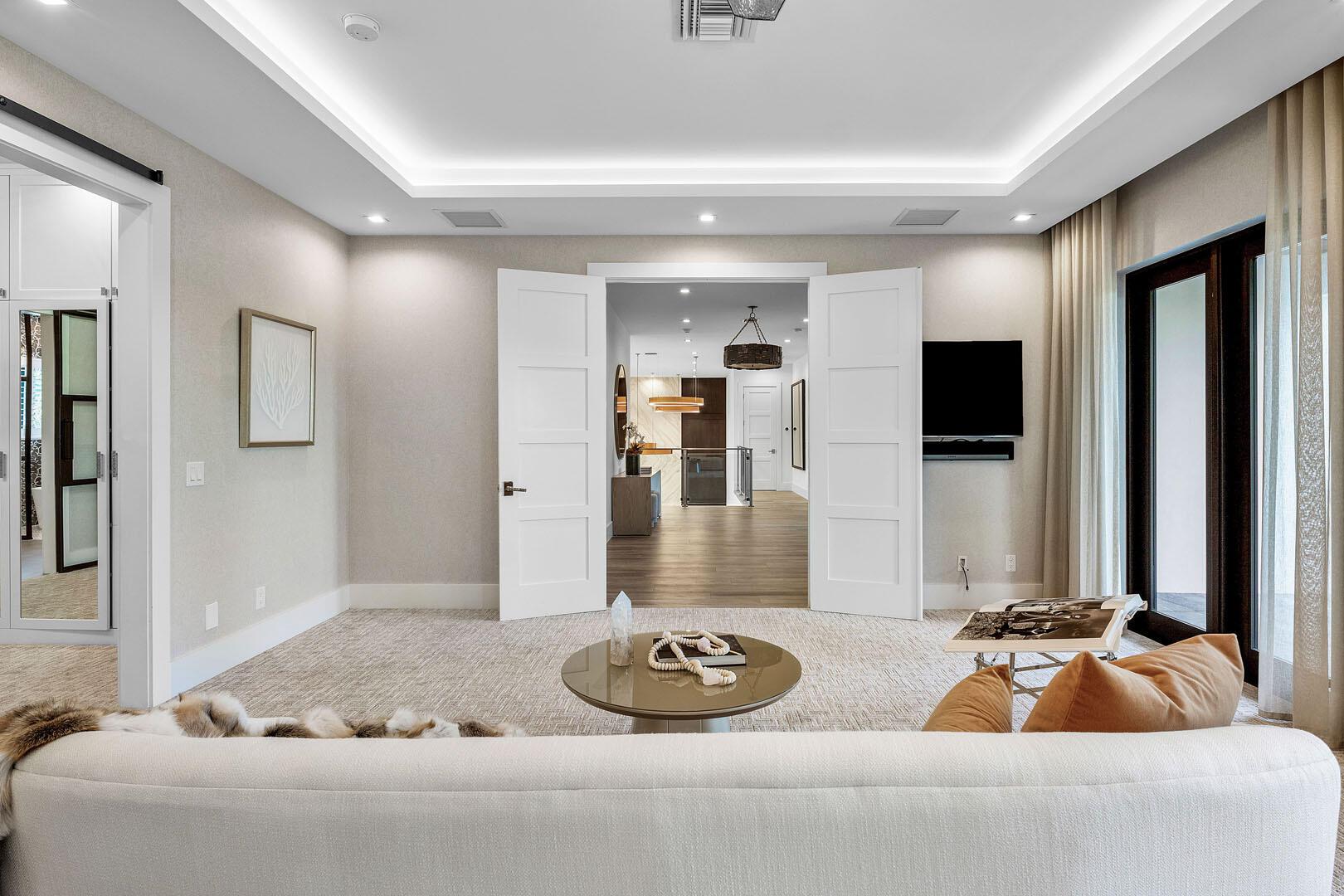 1576 Thatch Palm Dr Boca Raton, FL 33432