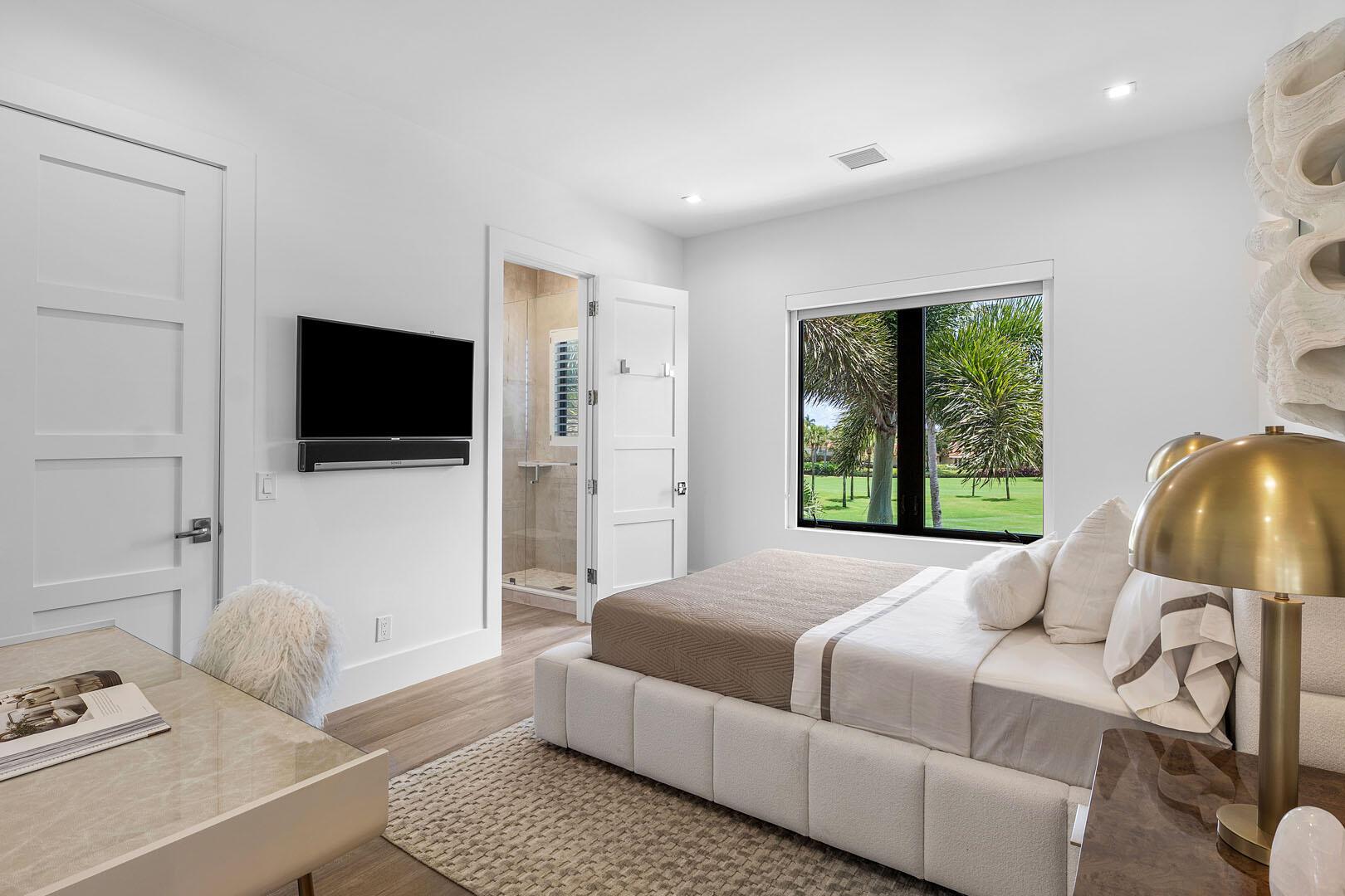 1576 Thatch Palm Dr Boca Raton, FL 33432